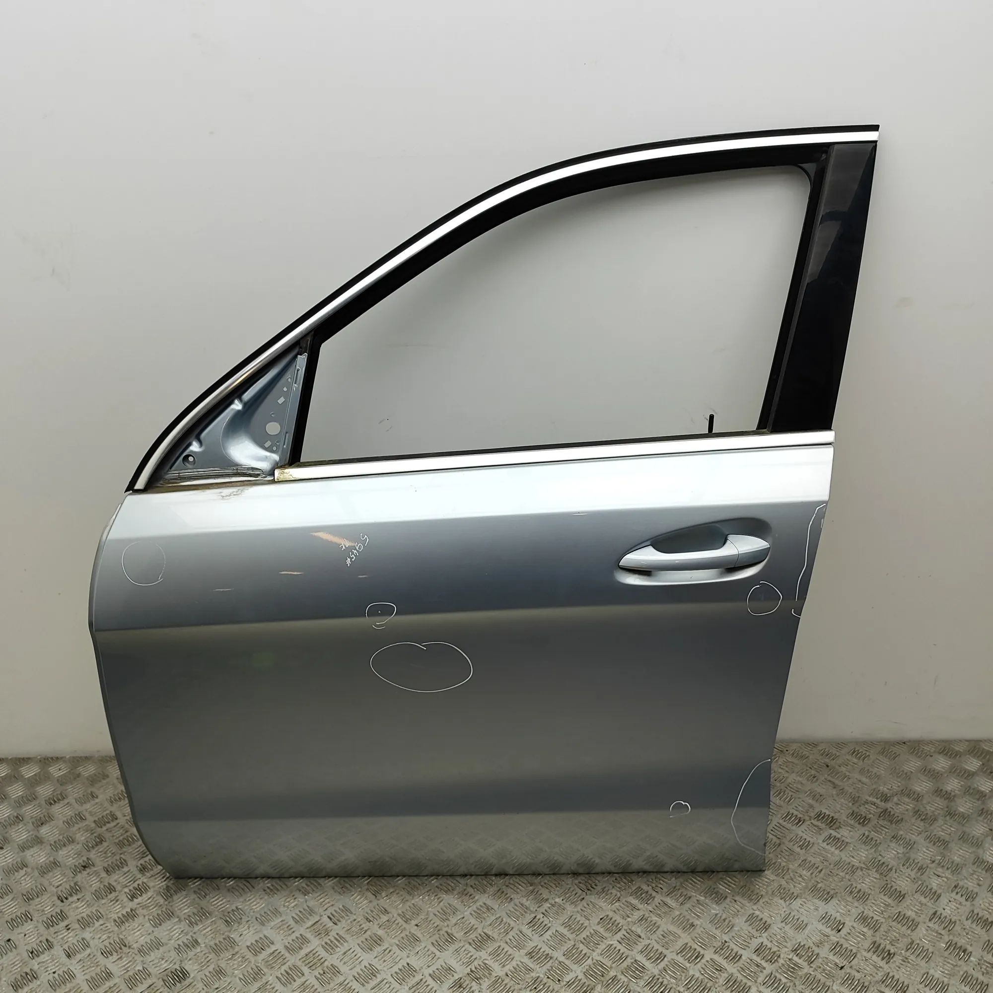 Mercedes-Benz A (W176) Front Left Door A1667200105 Front Left Door MERCEDES-BENZ GL-CL...