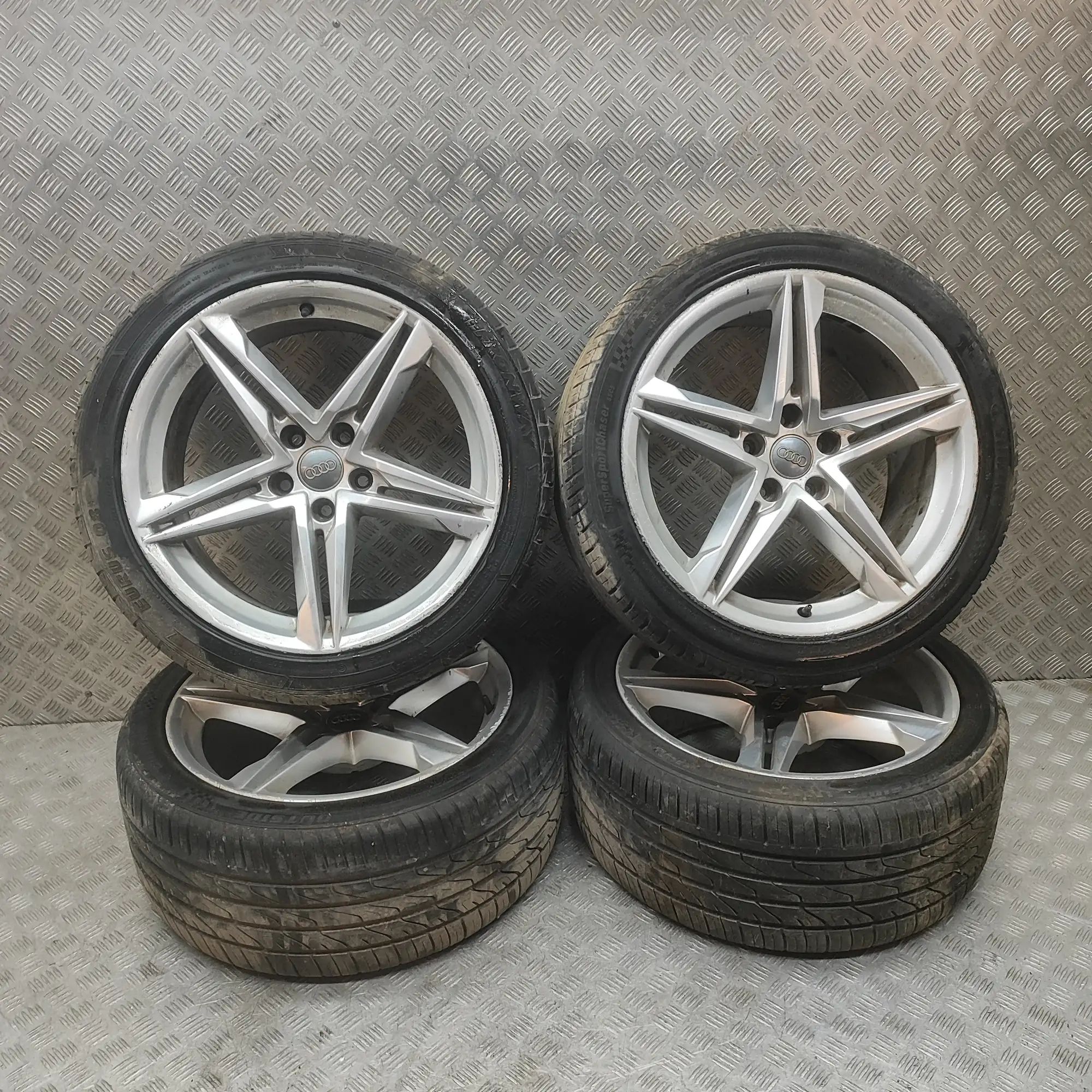 Audi A5 (B9) Alloy Wheel Set 8W0601025DE Alloy Wheel Set AUDI A5 (F53) (2016...