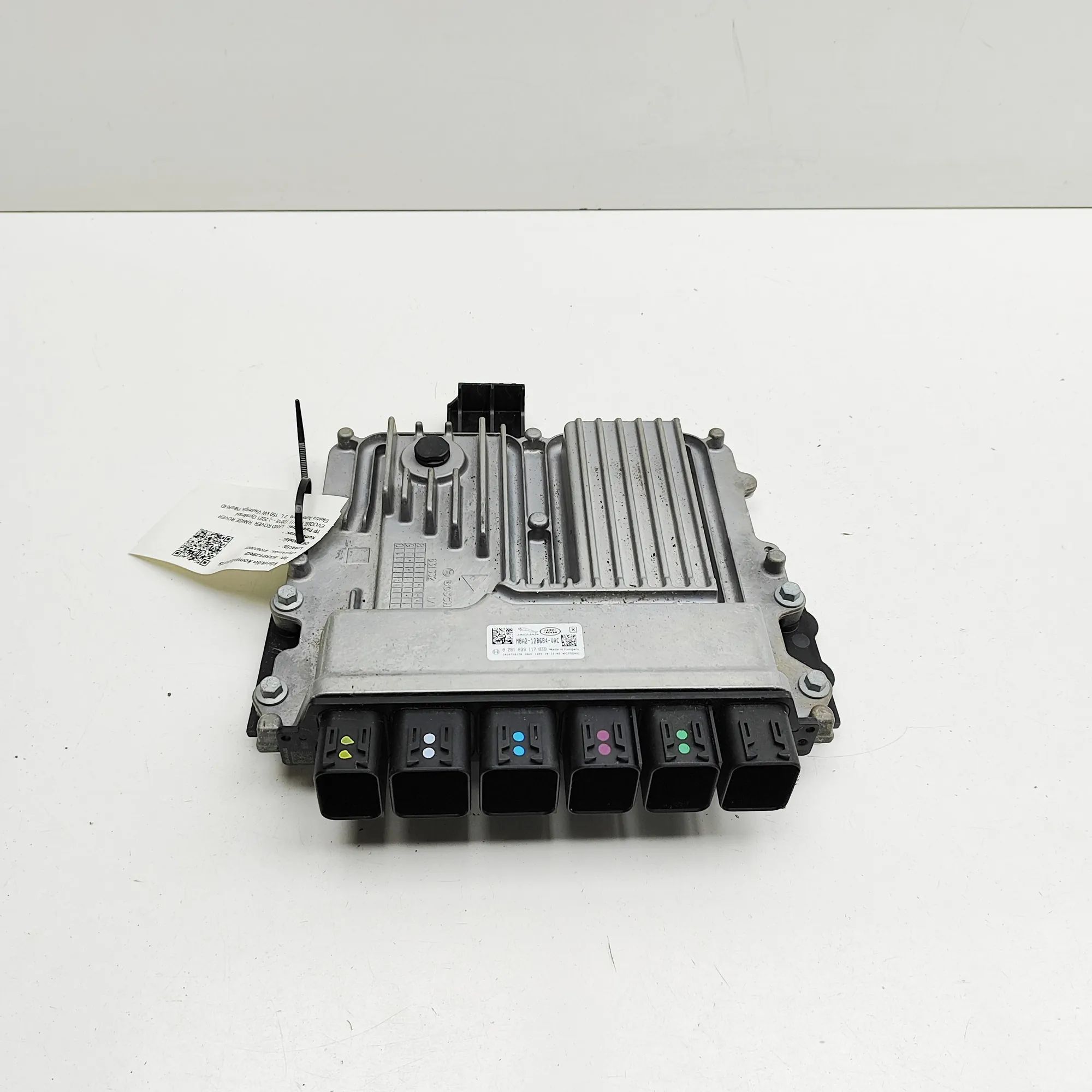 Land Rover Range Rover Evoque Engine Control Unit 0281039117, M8A2-12B684-VAC Engine Control Unit...