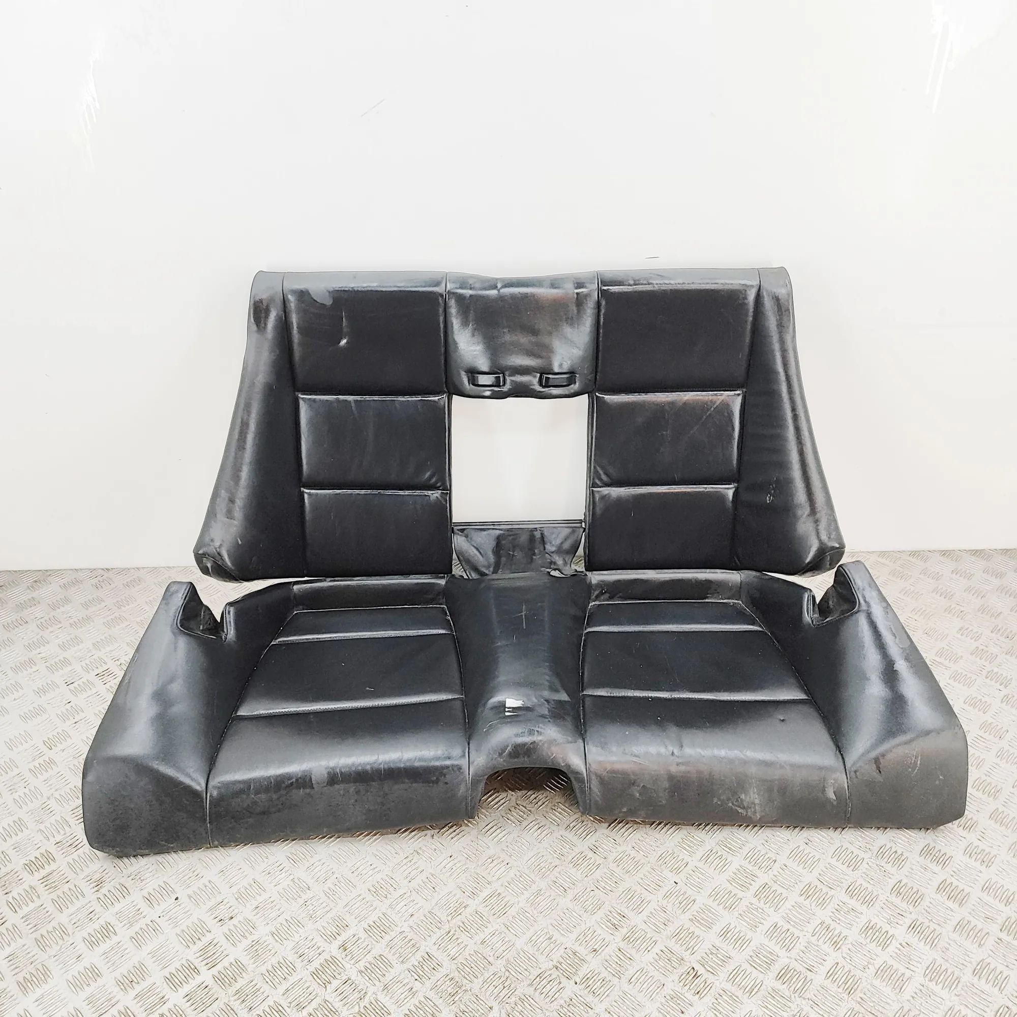 BMW 3 (E46) Заднее сиденье 7902269, 7902270, 8236215 Rear Seat BMW 3 SERIE...