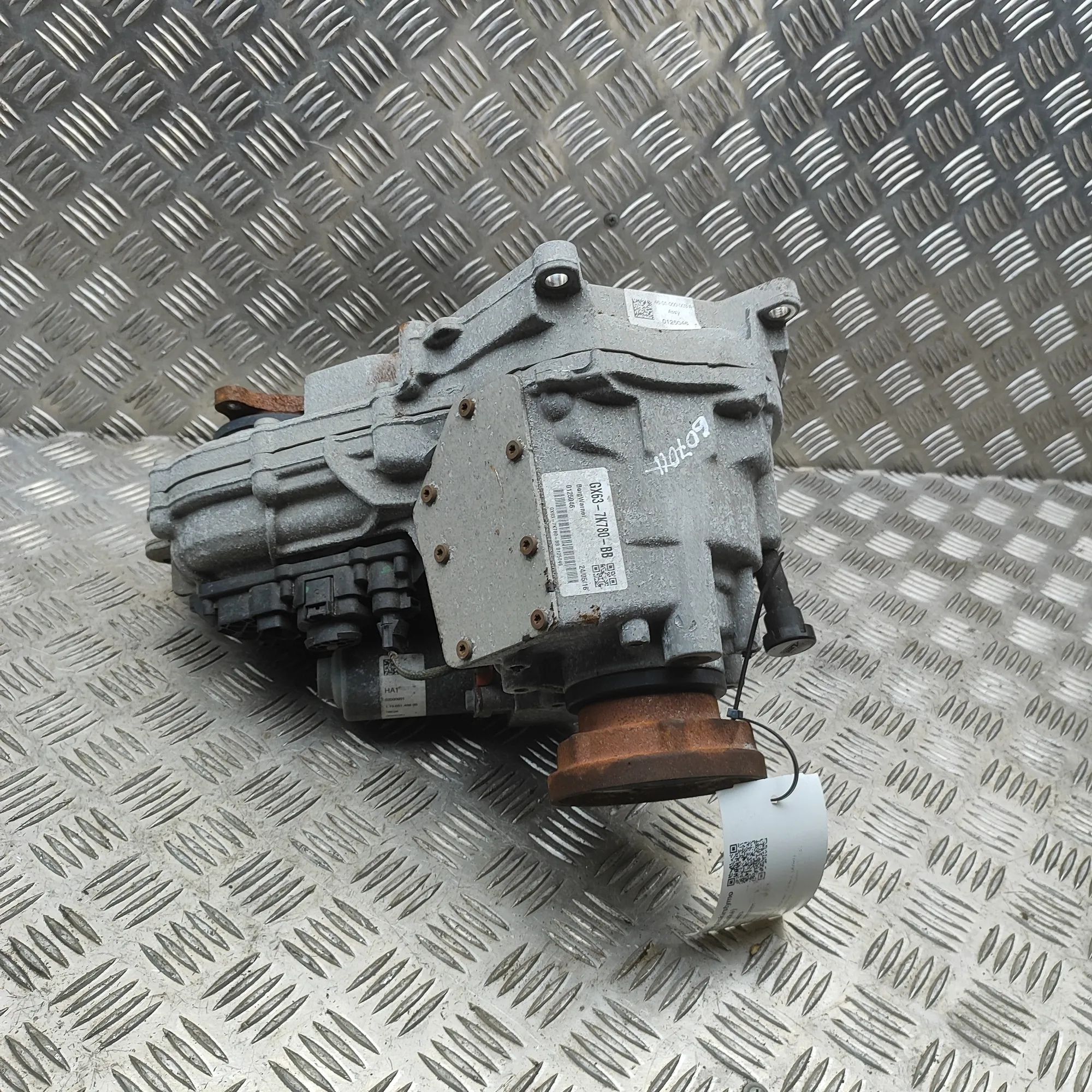 Jaguar F-Pace Раздаточная коробка GX63-7K780-BB Transfer Box JAGUAR F-PACE (X761)...