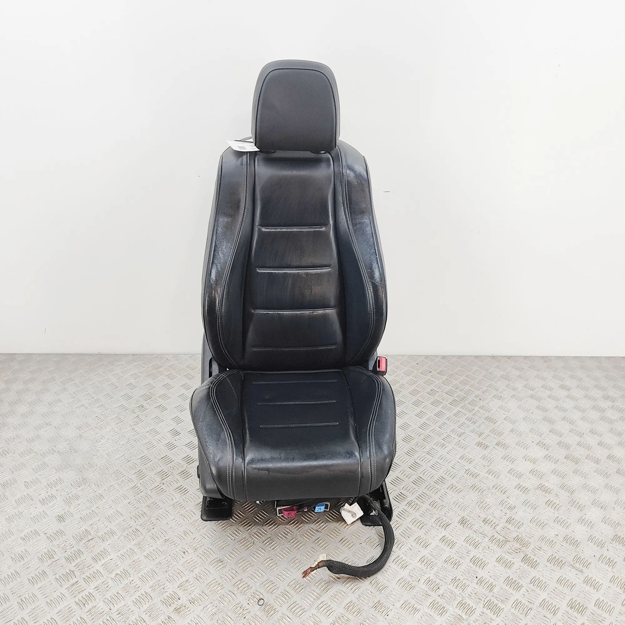 Mercedes-Benz GLE (W167) Front Right Seat A0009102912 Front Right Seat MERCEDES-BENZ GLE ...
