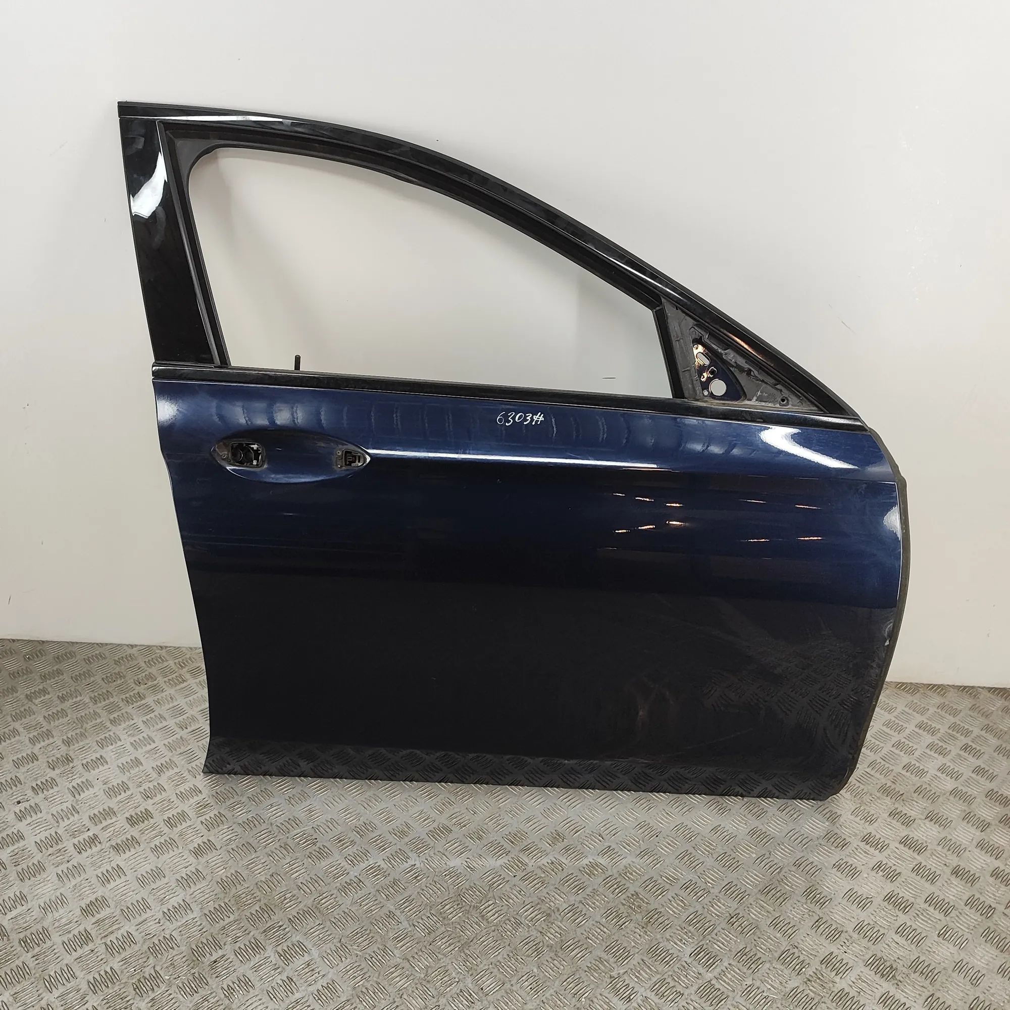 Mercedes-Benz A (W177) Front Right Door A2137200205 Front Right Door MERCEDES-BENZ E-CL...