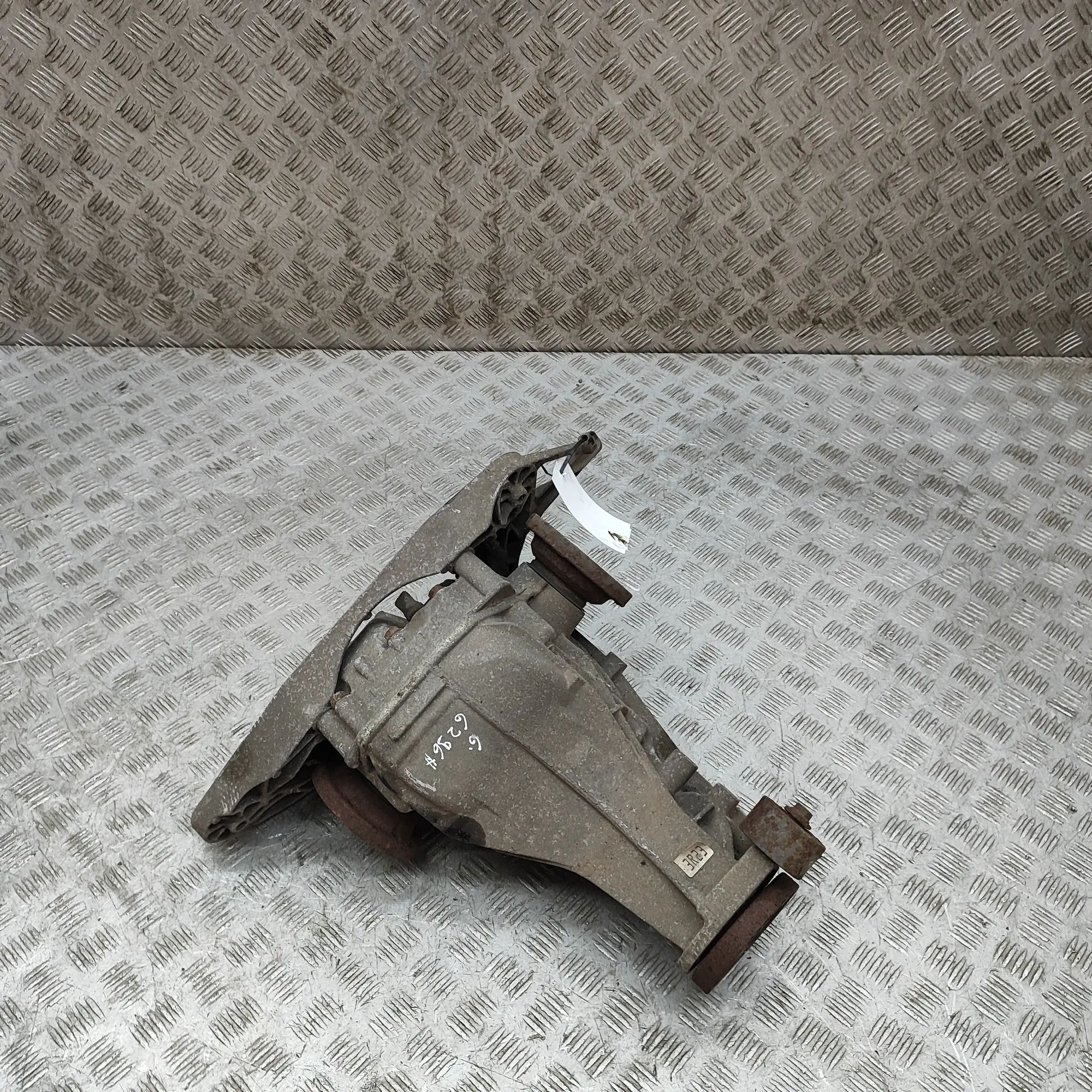 Audi Q5 (8R) rear differential 8K0599287J, 0AR525086C Rear Differential AUDI Q...