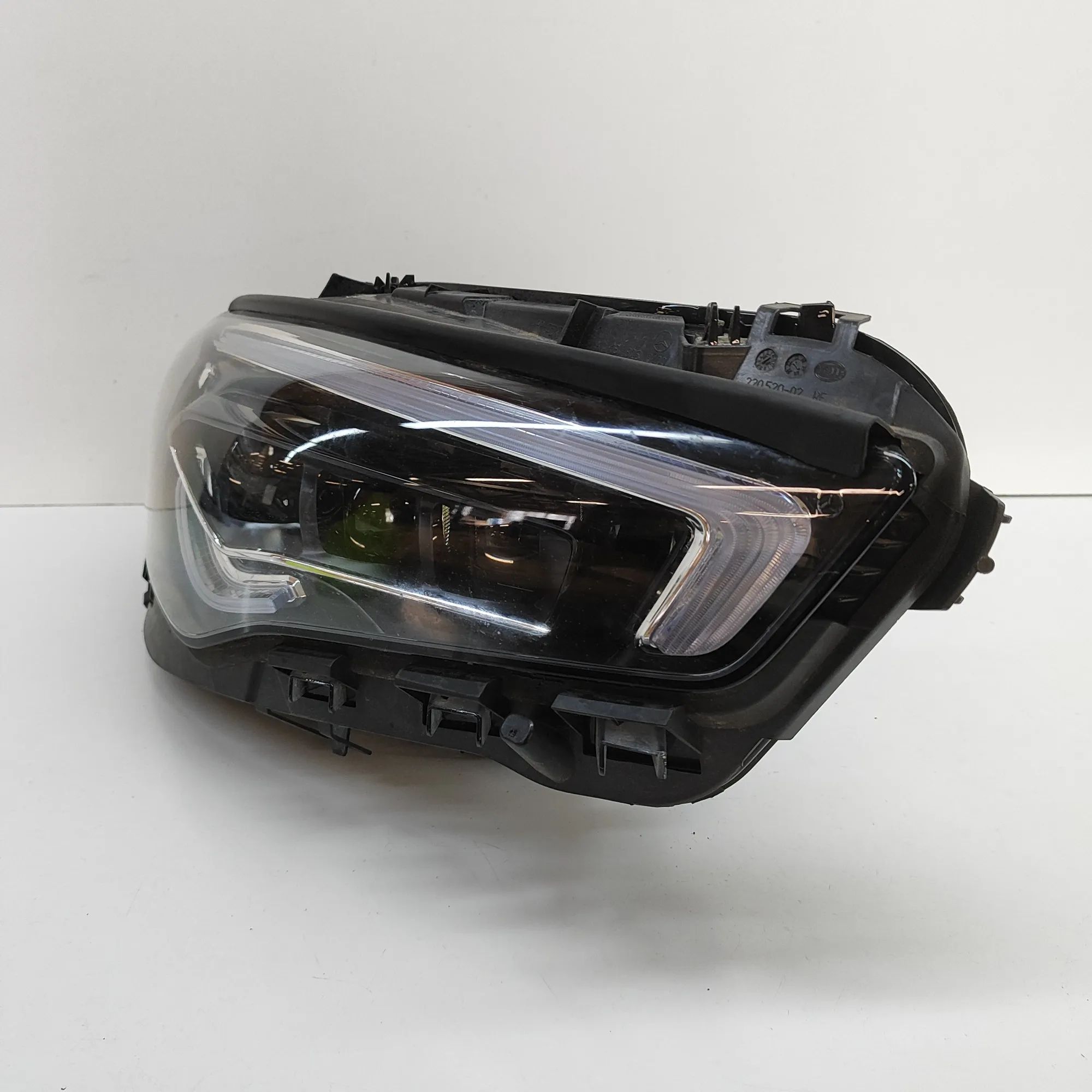 Mercedes-Benz CLA (C118) Front Right Headlight A1189067201 Front Right Headlight MERCEDES-BENZ...