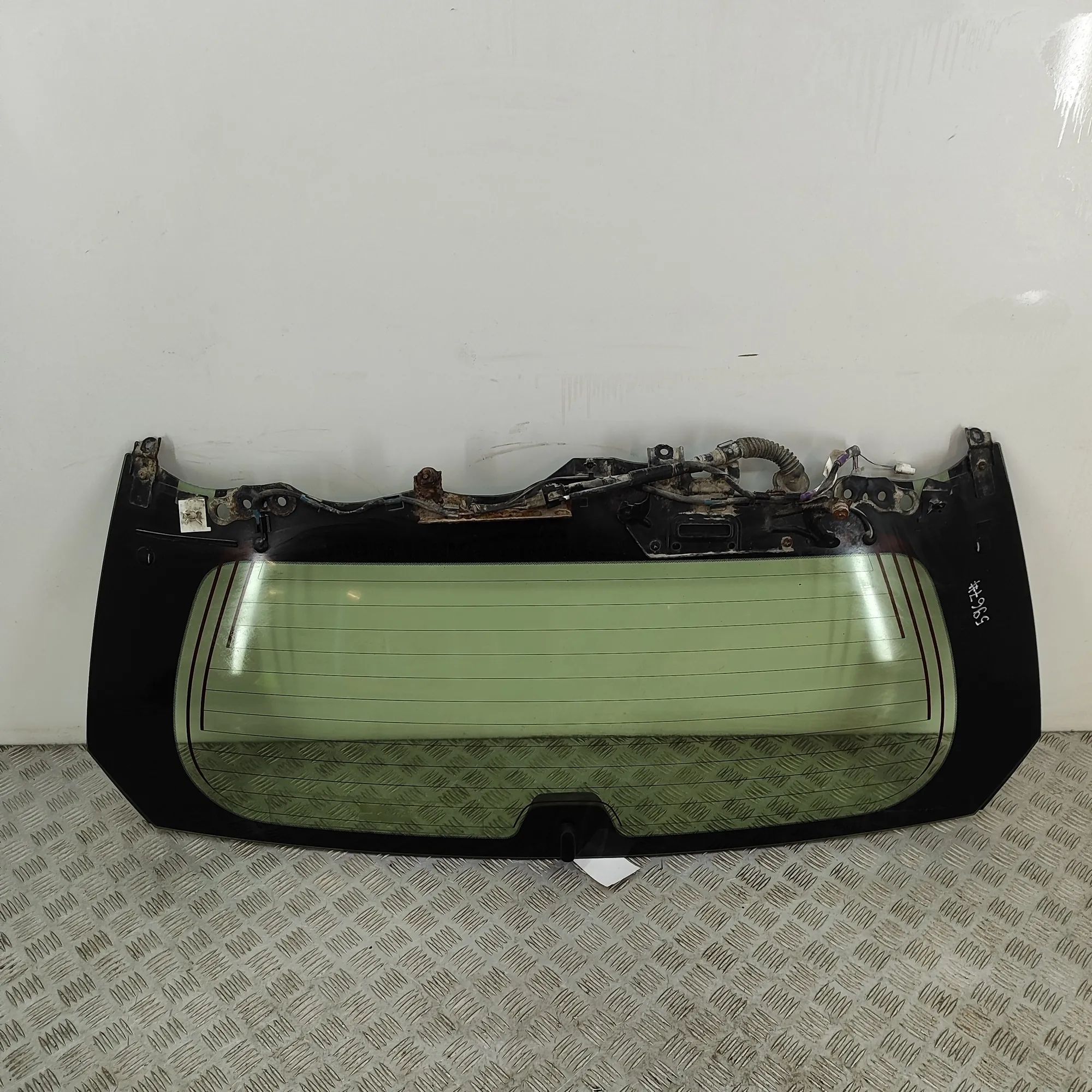 Toyota Land Cruiser 150 Rear Window glass 68105-60190 Rear Window Glass TOYOTA LAND CRUIS...