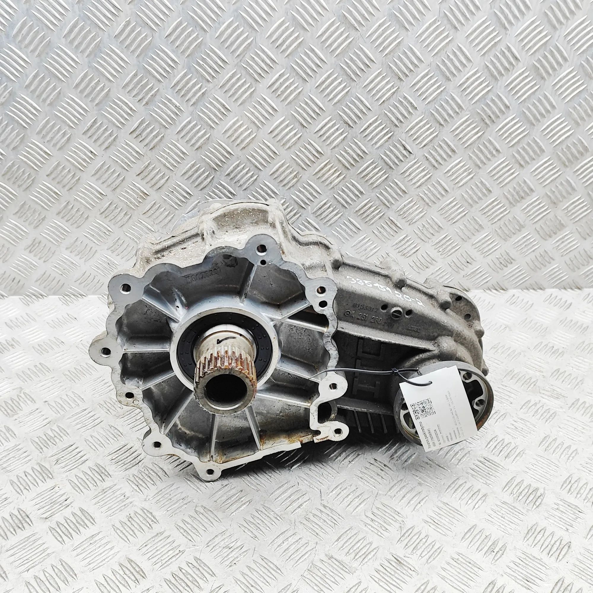 Mercedes-Benz ML / GLE (W166) Jakovaihteisto A2512802900 Transfer Box MERCEDES-BENZ GLE (Cou...
