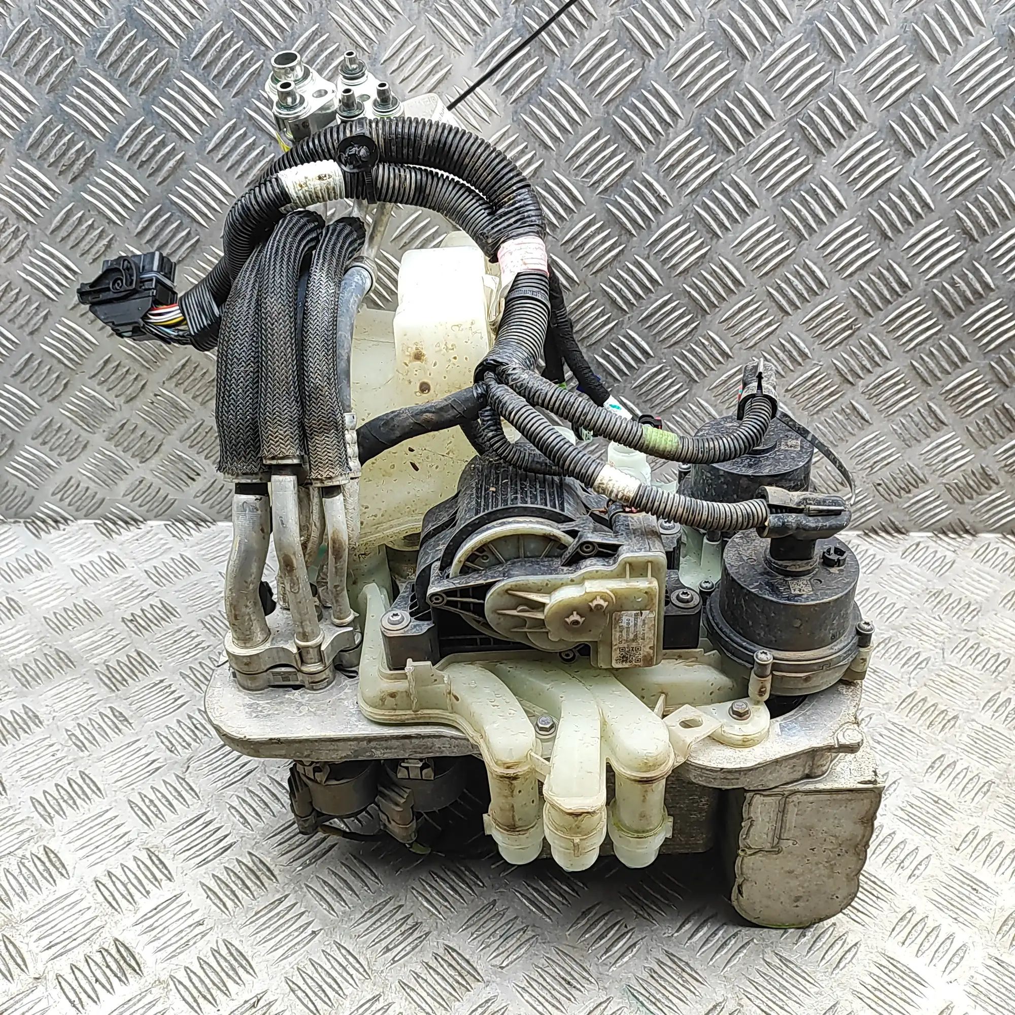 Tesla Model 3 Battery Cooling Radiator 1625001-00-A, 1523001-00-D, 1625000-99-B, 15068...
