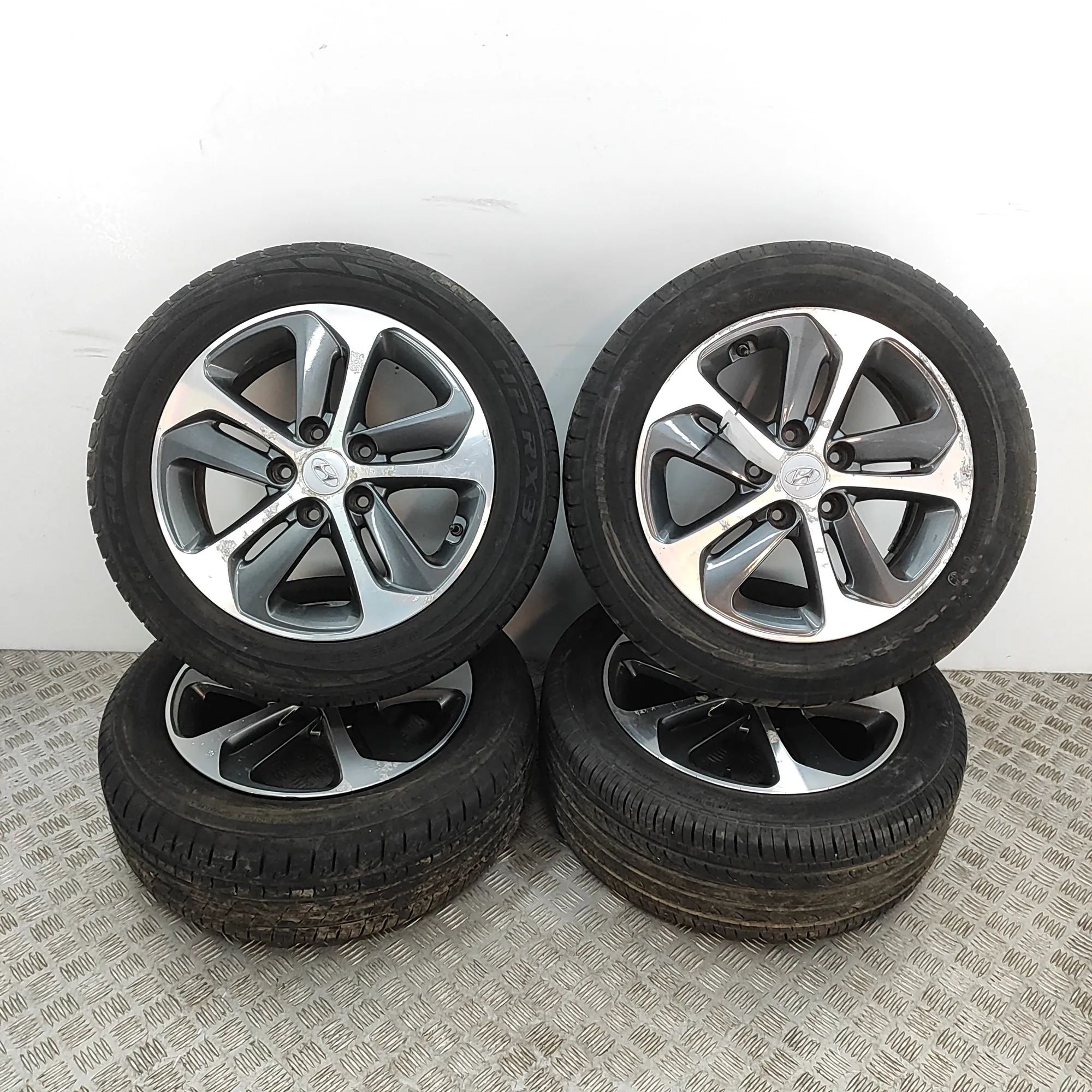 Hyundai i30 Alloy Wheel Set 52910-A5700 Alloy Wheel Set HYUNDAI I30 (GD) (2...