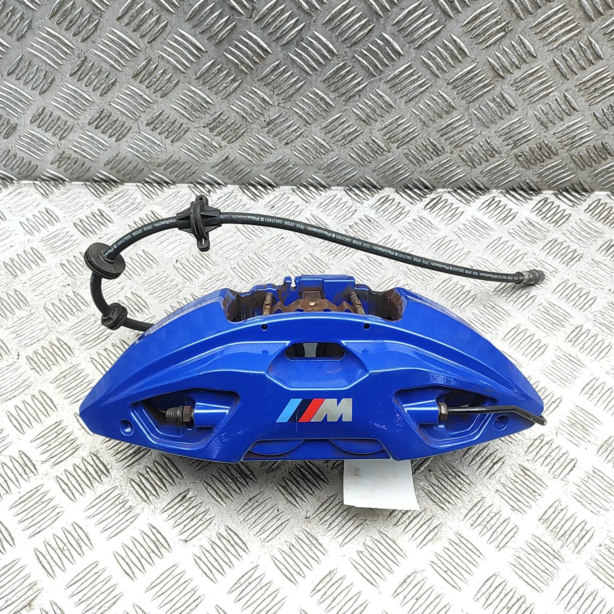 BMW 5 (G30 / G31) Front Left Brake Caliper 8846931 Front Left Brake Caliper BMW 5 SERIES (...