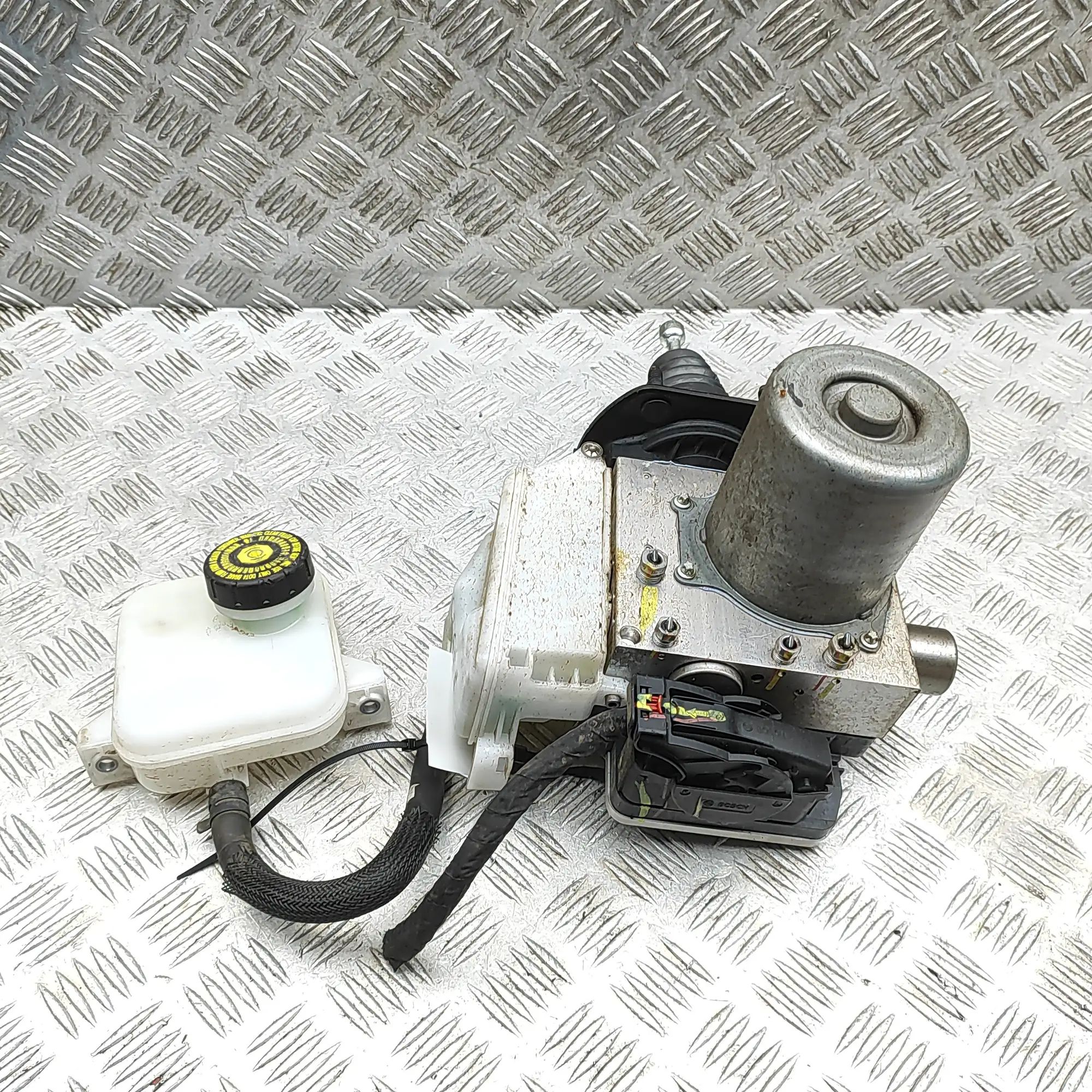 BYD Dolphin Brake Servo Booster 0265957231, 0265022319, STHA-3540020, TA-356801...