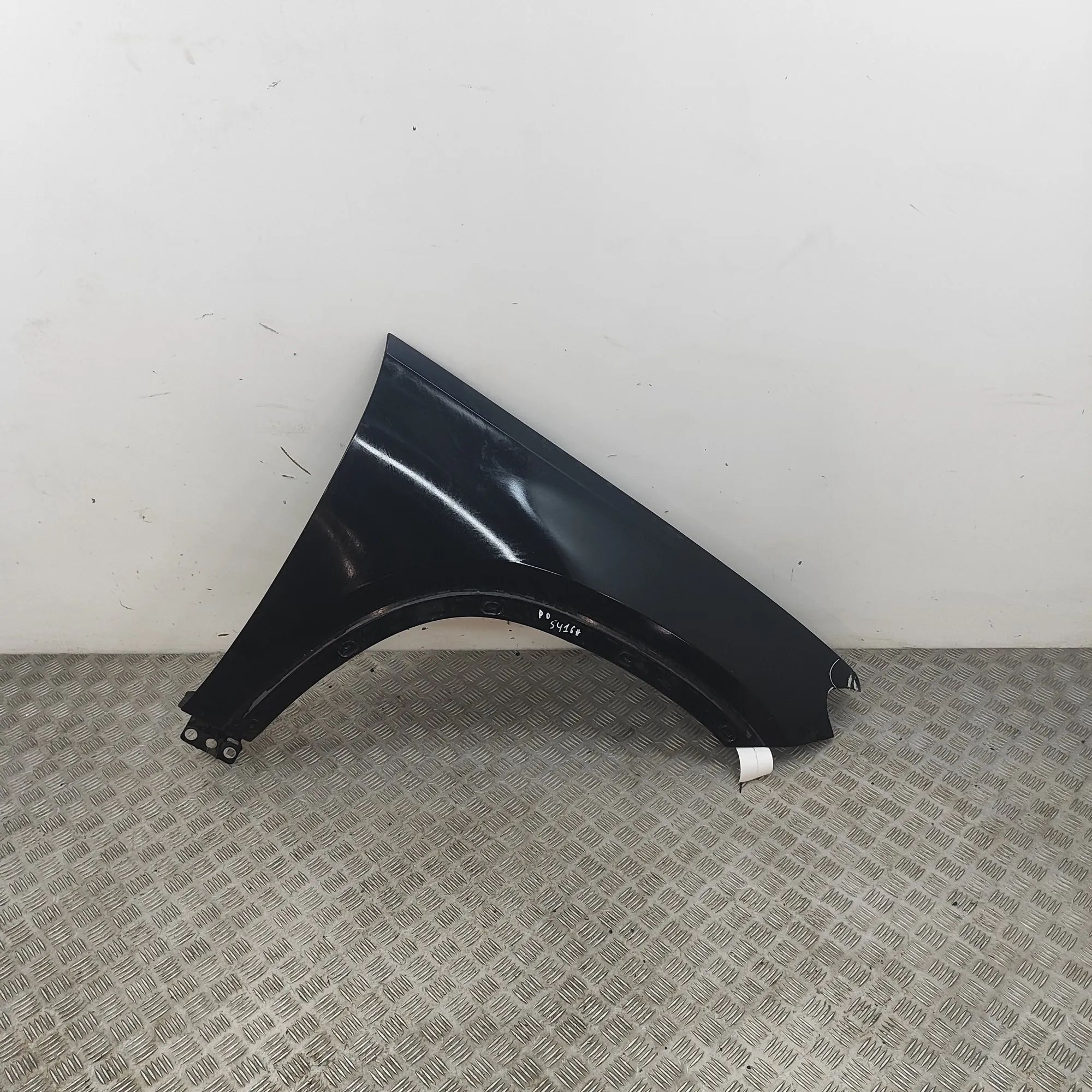 Mercedes-Benz GLE (W167) Front Right Fender A1678802800 Front Right Fender MERCEDES-BENZ GL...