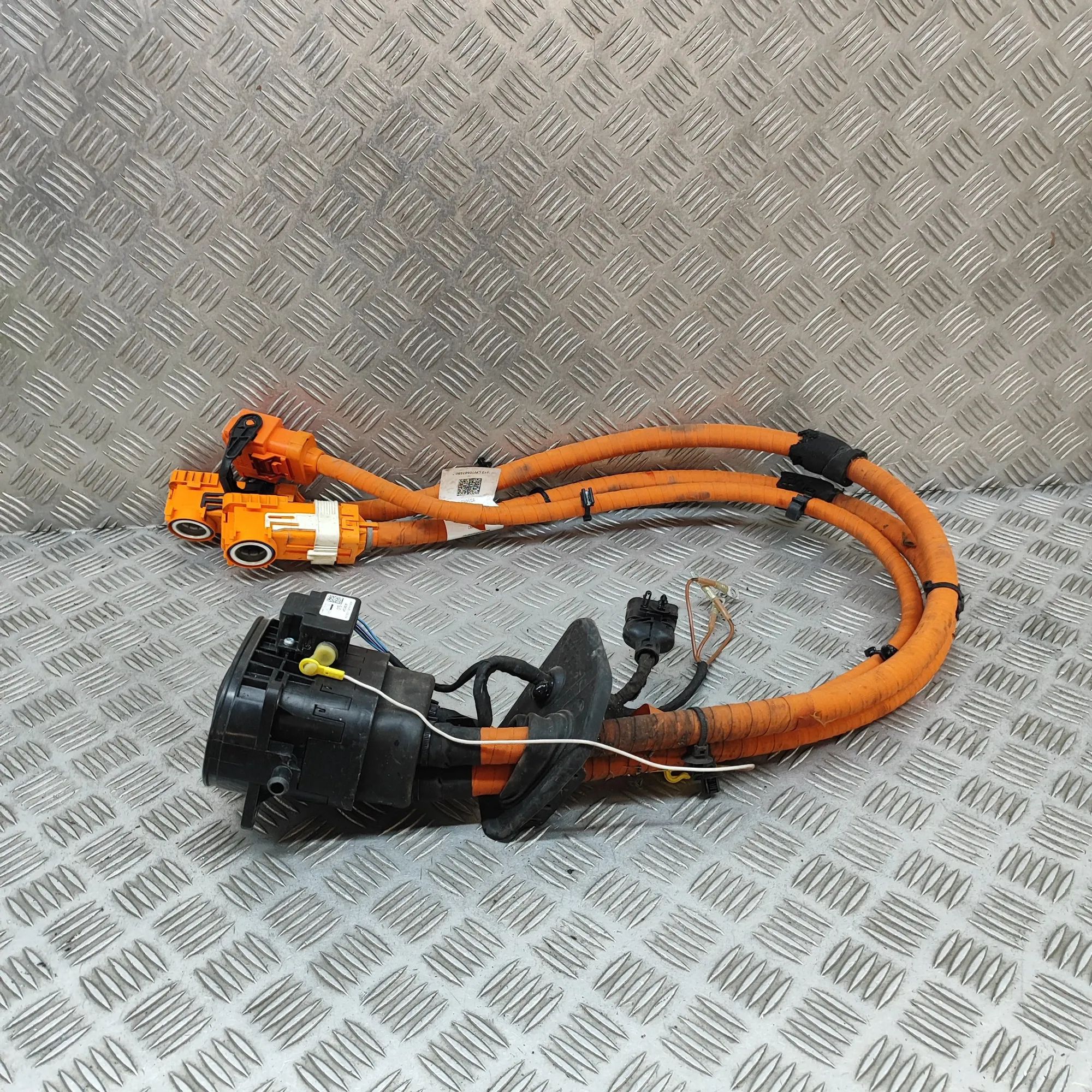 Audi Q8 Battery Charging Cable 4KE915525K, 4KE915651 Battery Charging Cable AU...
