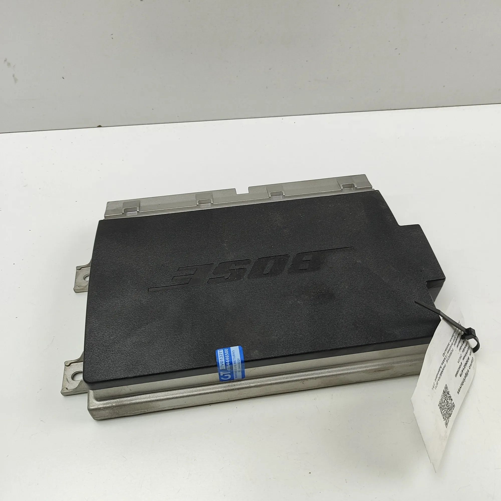 Porsche Panamera Sound amplifier 971035223, 749237-0060, 971035223H Sound Amplif...
