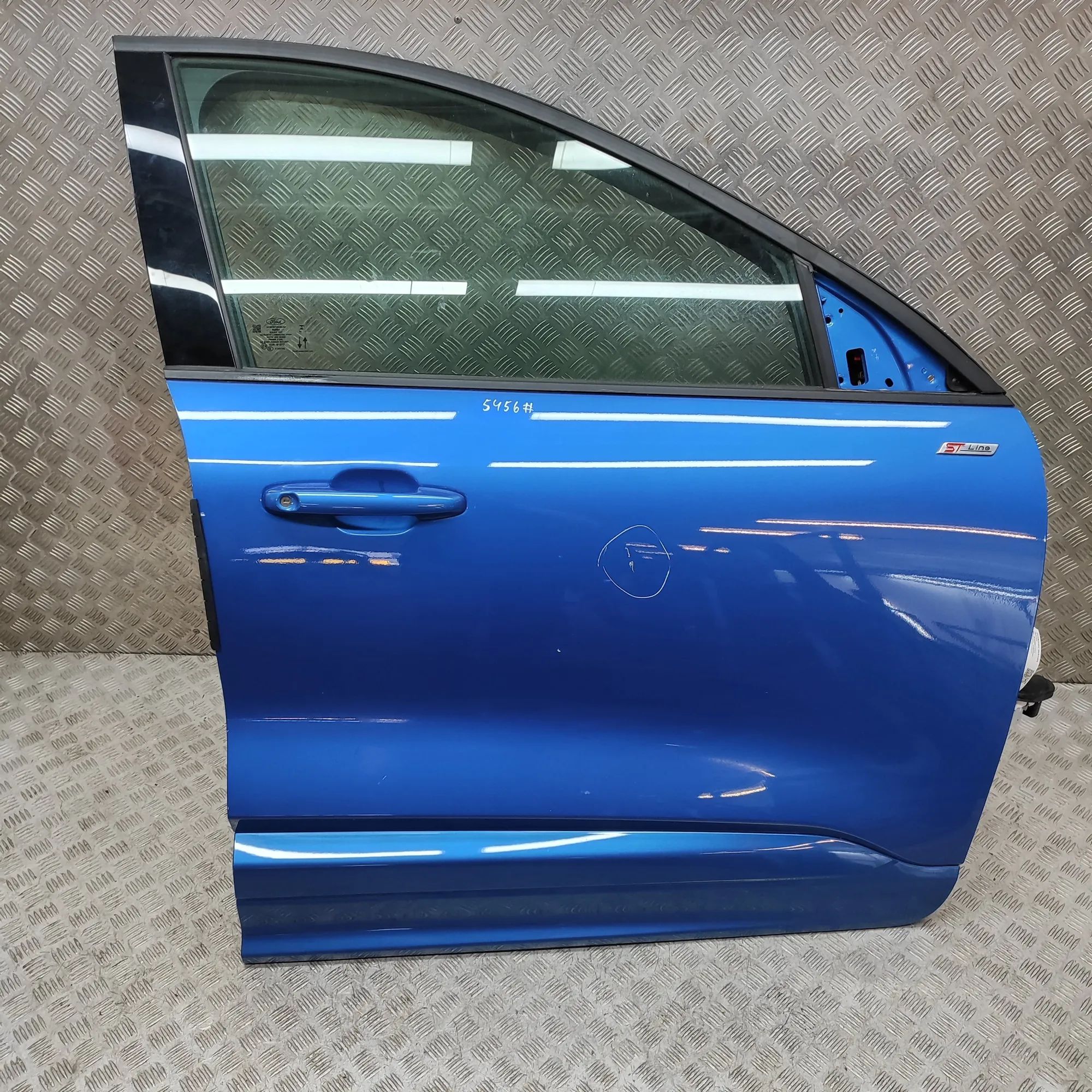 Ford Kuga Front Right Door PLV4B-S20124-AP Front Right Door FORD KUGA (III...