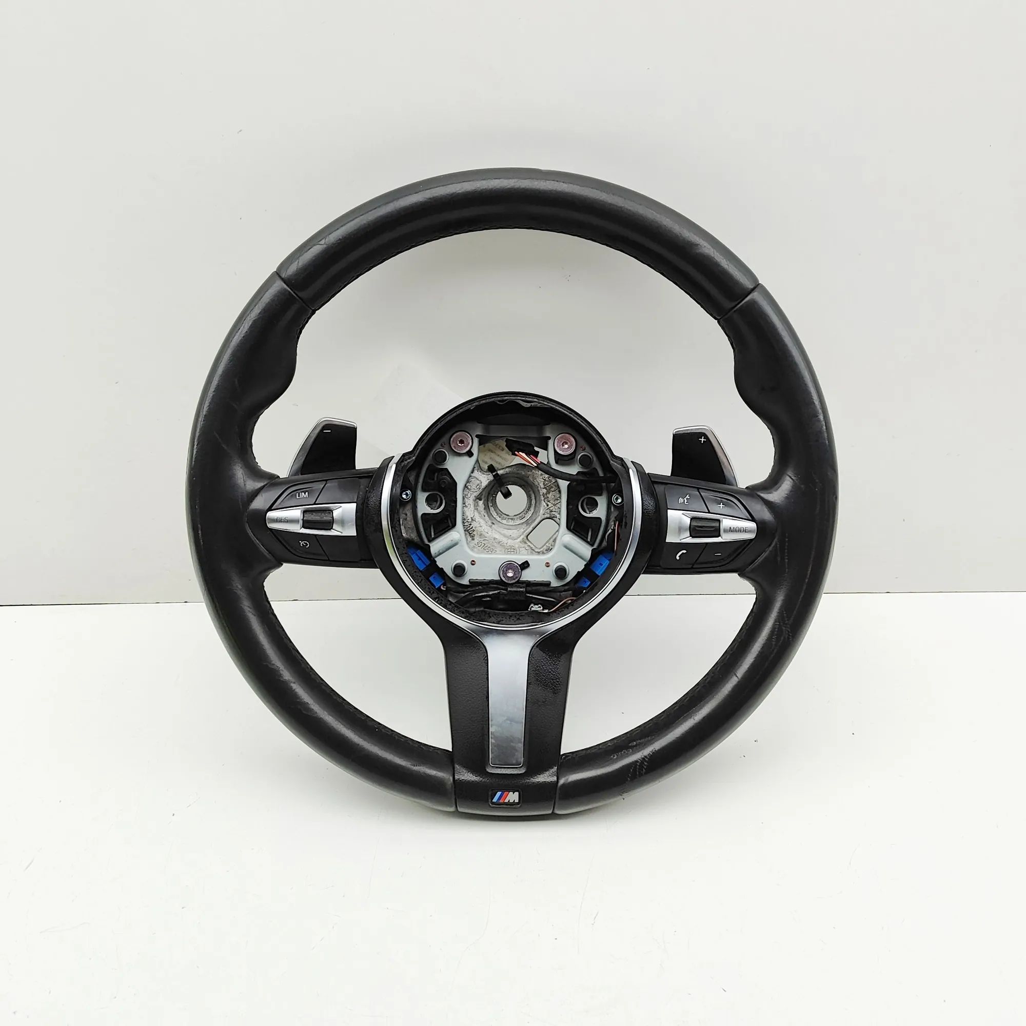 BMW 6 (F06 / F12 / F13) steering wheel 7851235, 308443987N77-AB Steering Wheel BMW 6 S...