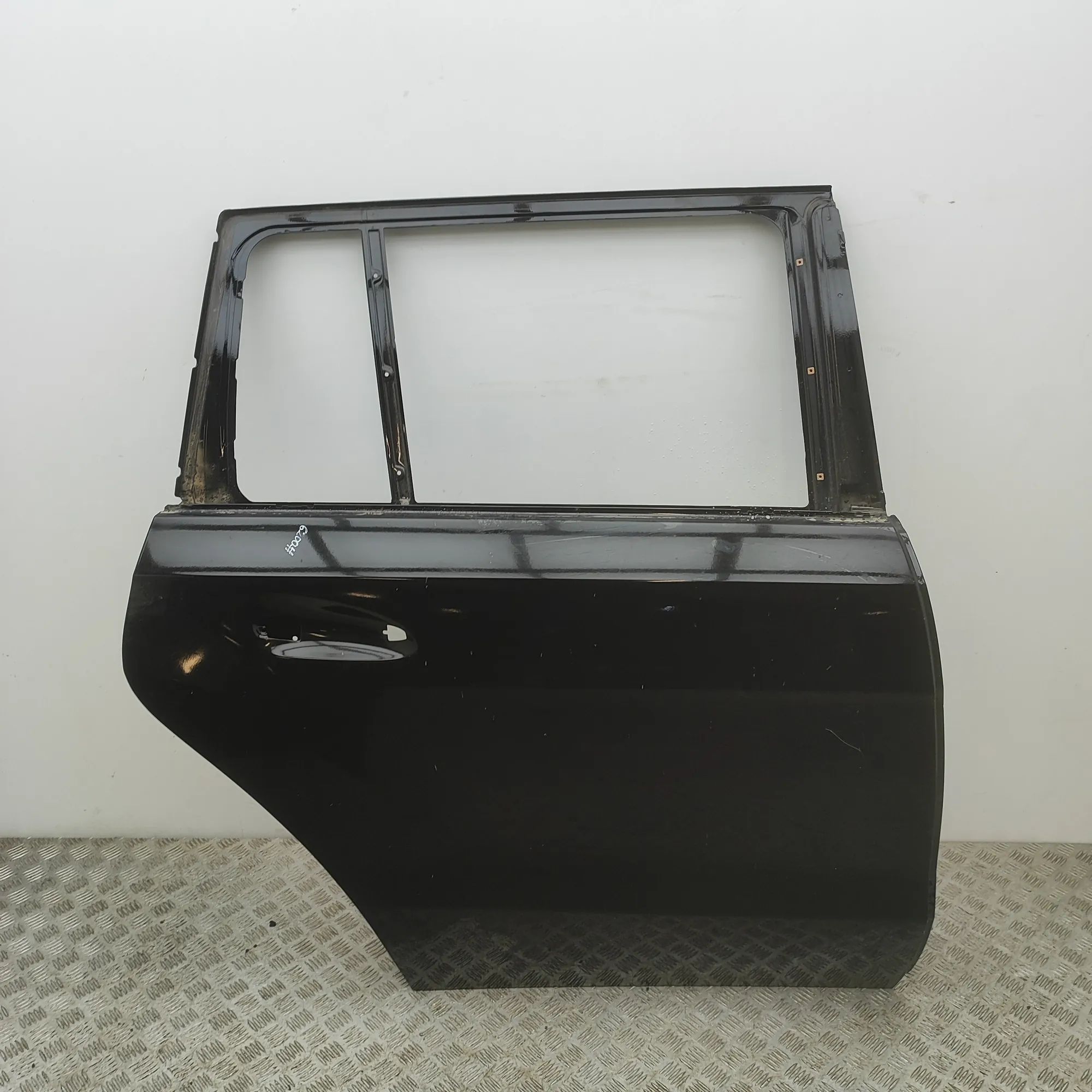 Mercedes-Benz GL / GLS (X166) Rear Right Door A1667300405 Rear Right Door MERCEDES-BENZ GLS (...