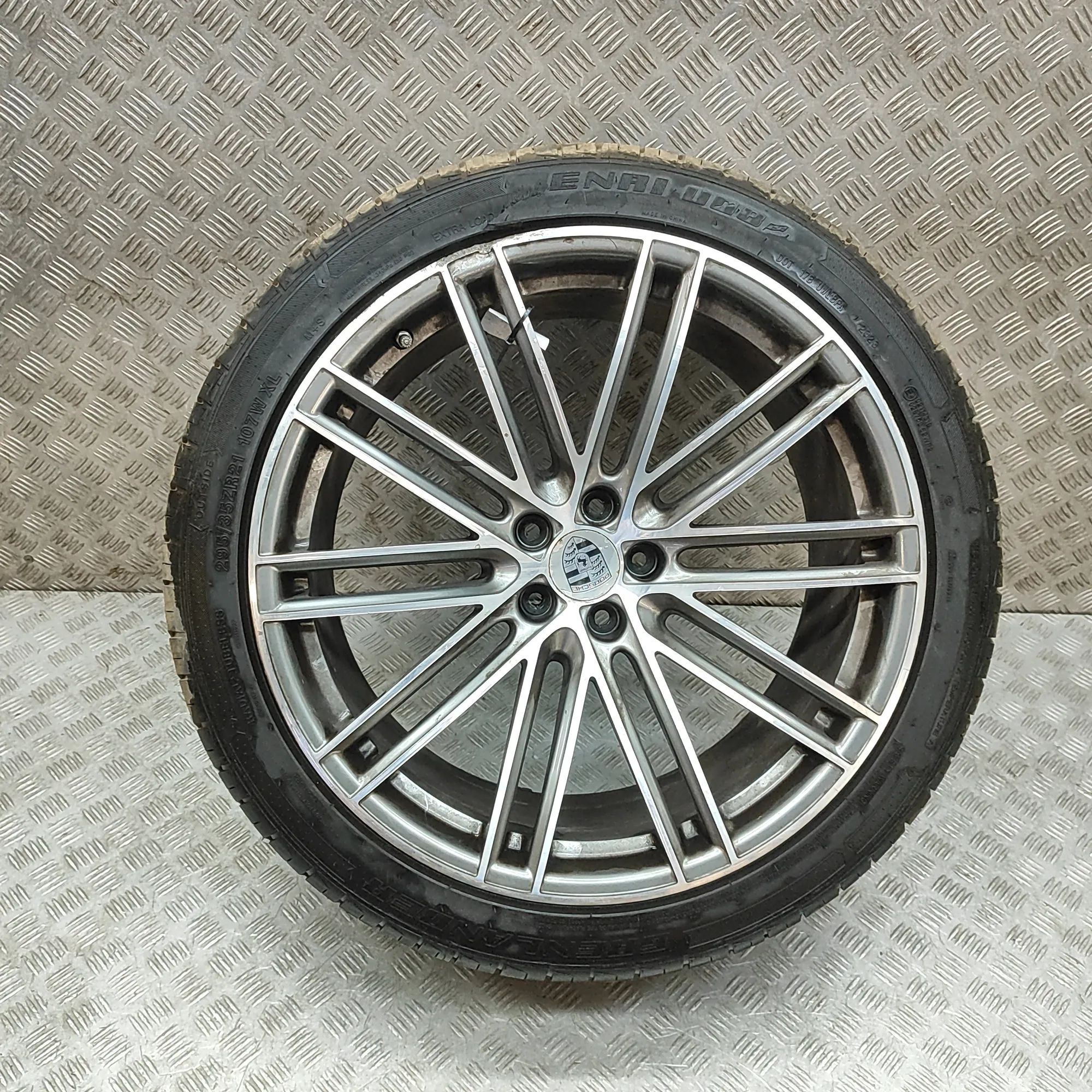 Porsche Macan Alloy Wheel