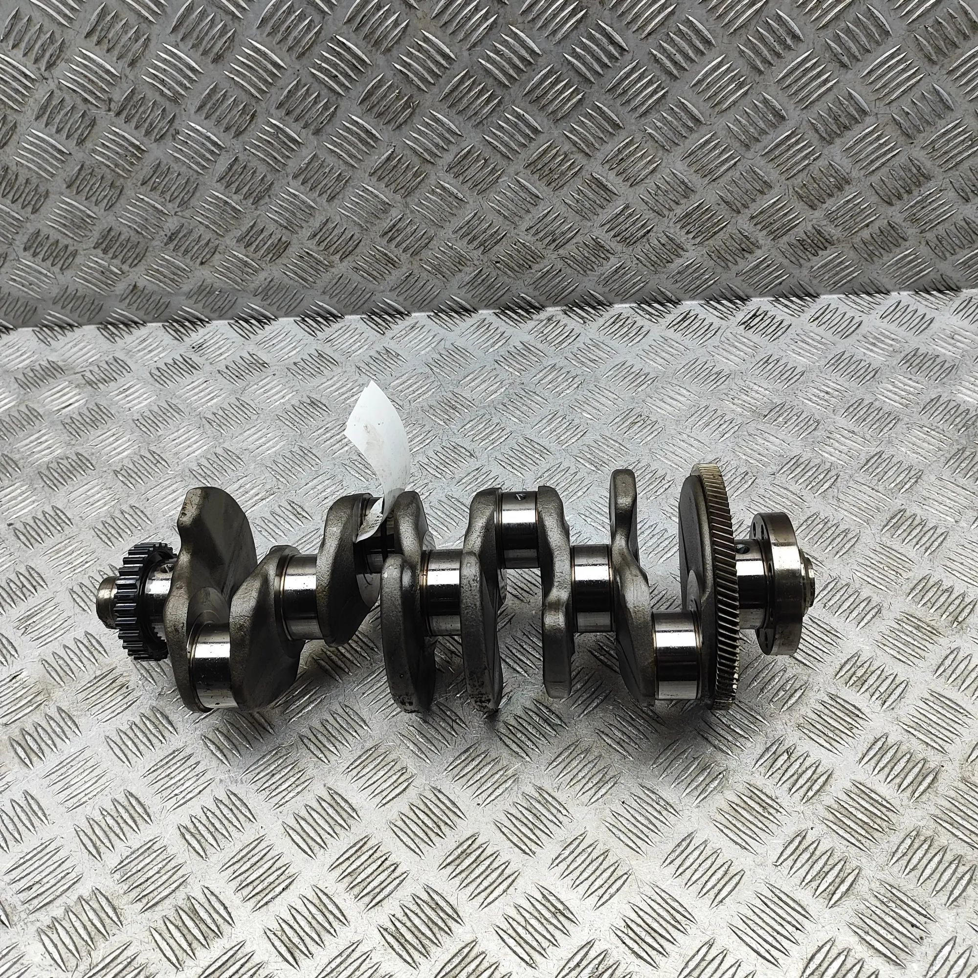 Audi A5 (B9) коленчатый вал 04L105263D, 03N105212D Crankshaft AUDI A5 (F53)...