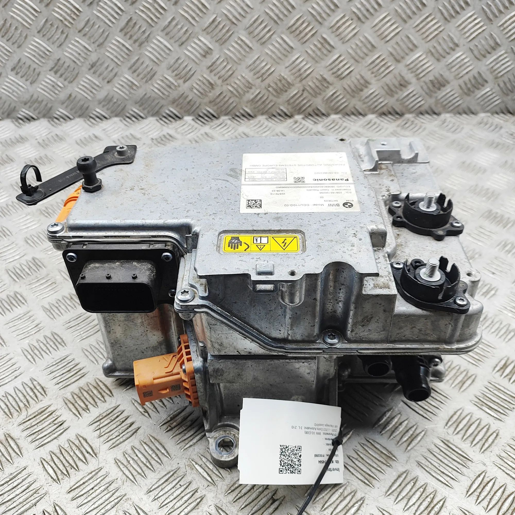 BMW X3 / iX3 (G01) Inverter 5A73E23 Inverter BMW IX3 (G08) (2020-...)

Part...