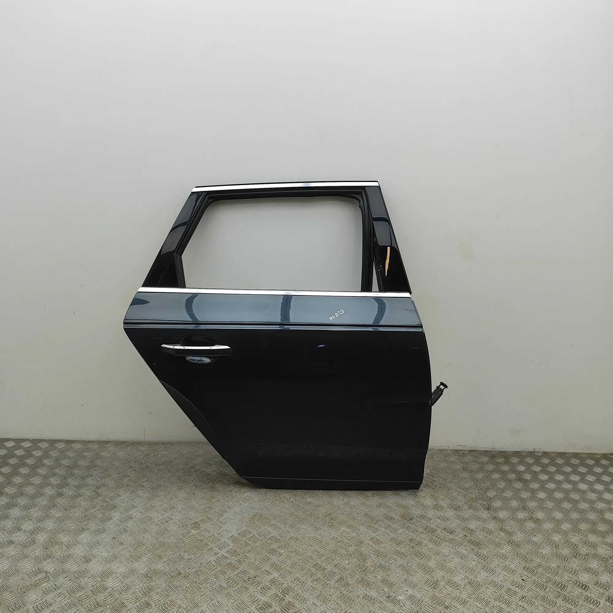 Audi A4 (B8) Rear Right Door 8W9833052B Rear Right Door AUDI A4 (Allroad 8WH...