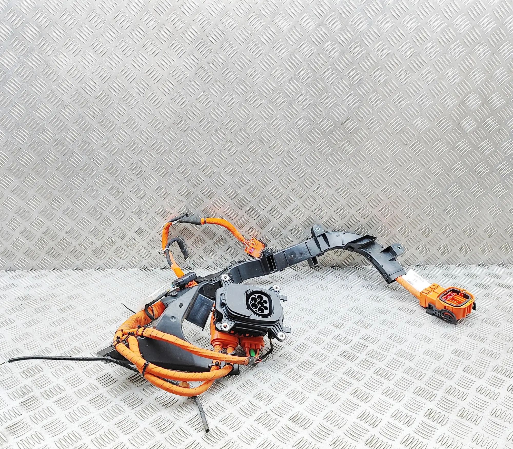 Battery Charging Cable Brand/Model: FORD USA MUSTANG
Year: 2024
Engine...