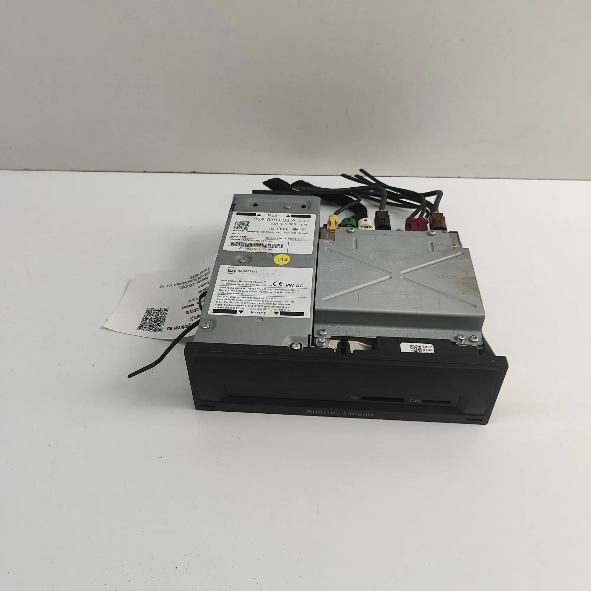 Audi Q3 (8U) Music Navi CD Radio Player Head Unit 83A035063, 83A035063A Music Navi CD Radio Playe...