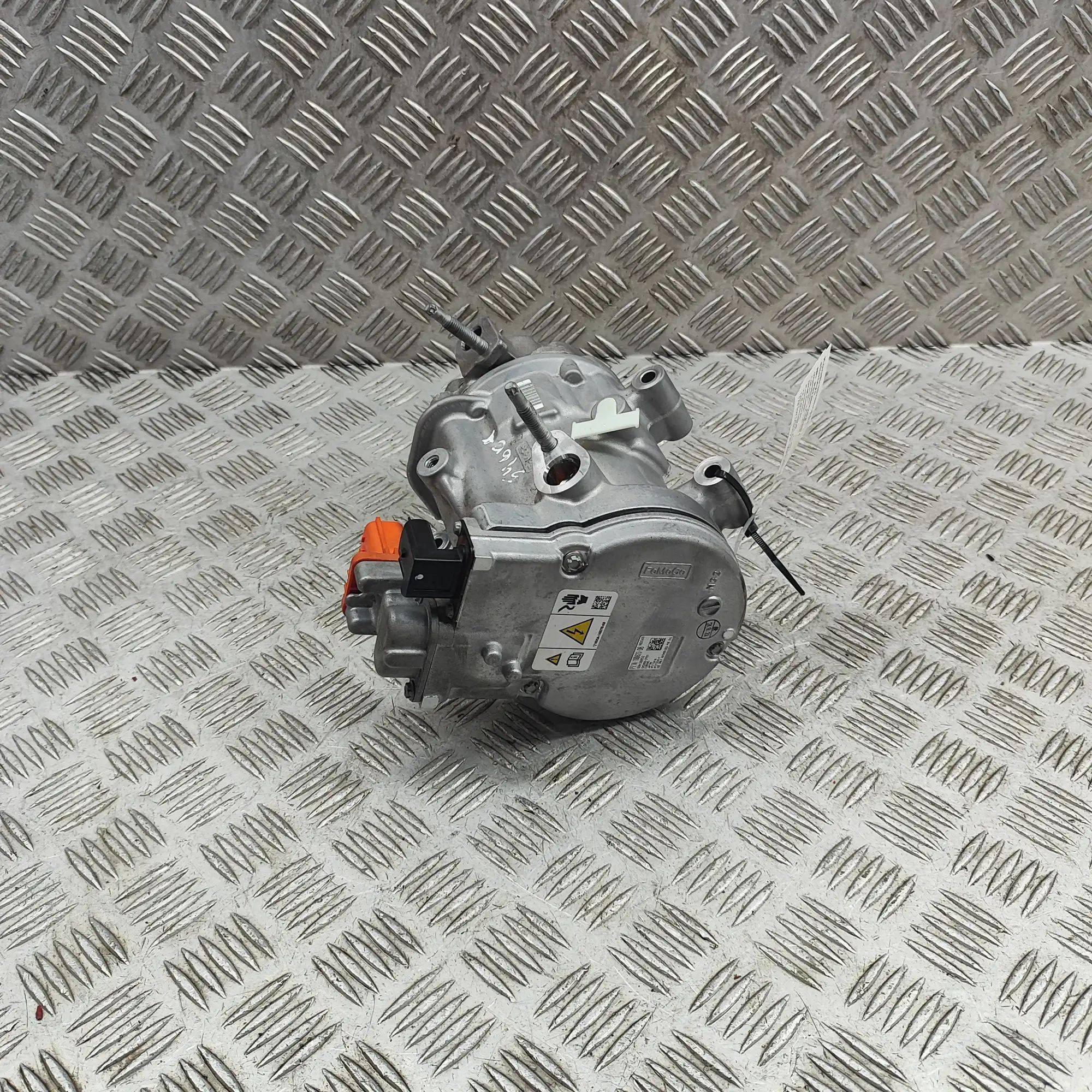 Ford Kuga Air Condition A/C Pump PZ1A-19D626-DB Air Condition A/C Pump FORD KUGA...