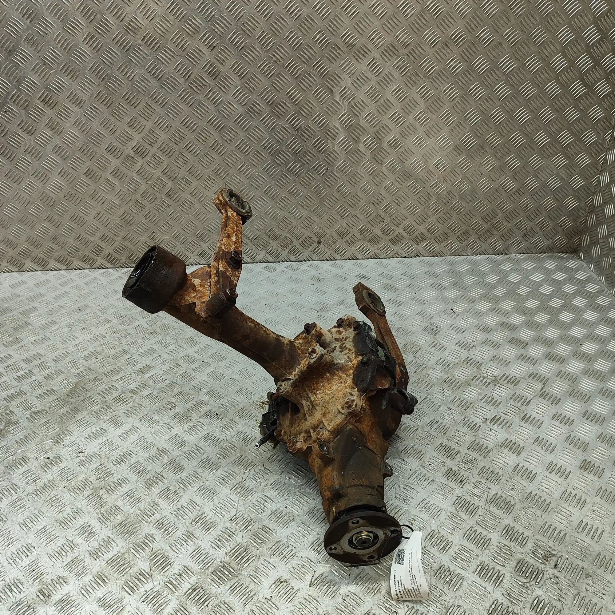 Toyota Land Cruiser 100 front differential 41110-3D440 Front Differential TOYOTA LAND CRUI...