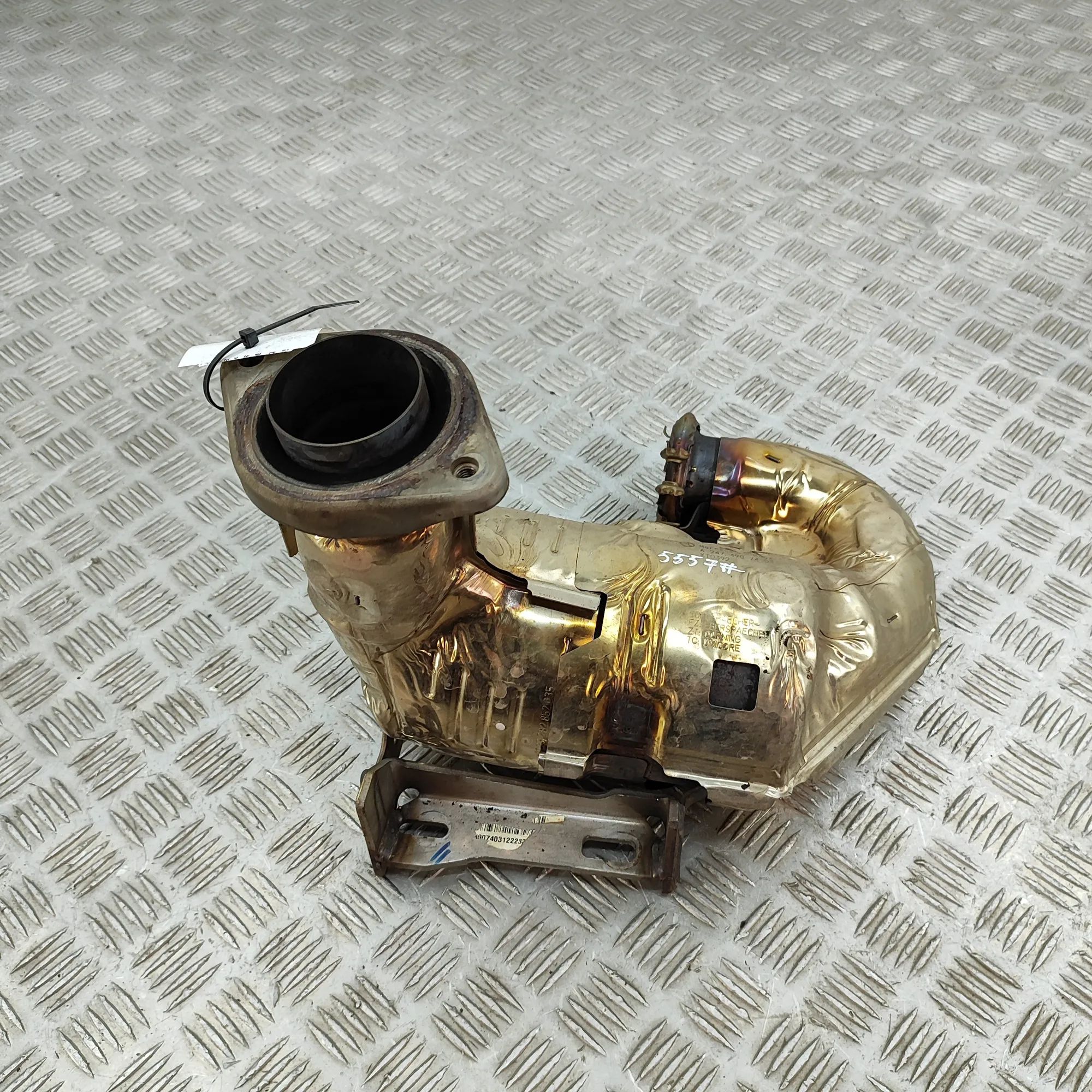 Mercedes-Benz CLA (C118) Catalyst Converter A2474907403 Catalyst Converter MERCEDES-BENZ CL...
