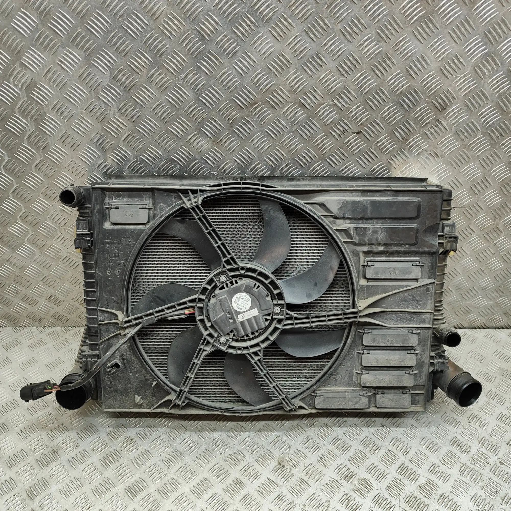 Skoda Octavia Cooling Radiator Pack 5Q0121205D, 5Q0121207K, 5Q0145803K Cooling Radi...