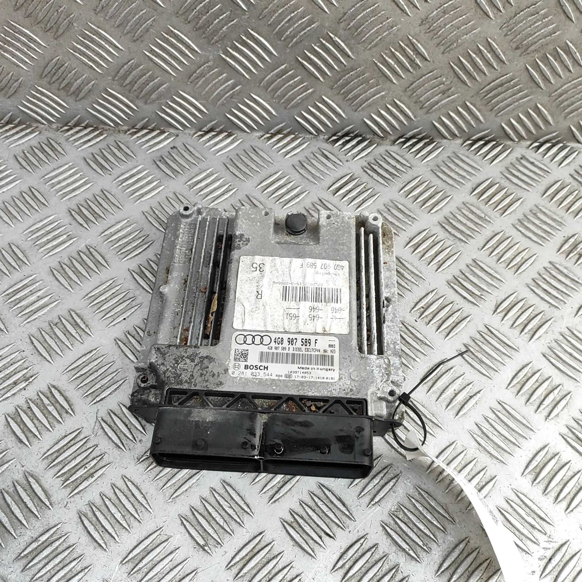 Audi A6 (C7) Engine Control Unit 4G0907589B, 0281033544, 1039T14053, 4G0907589F ...