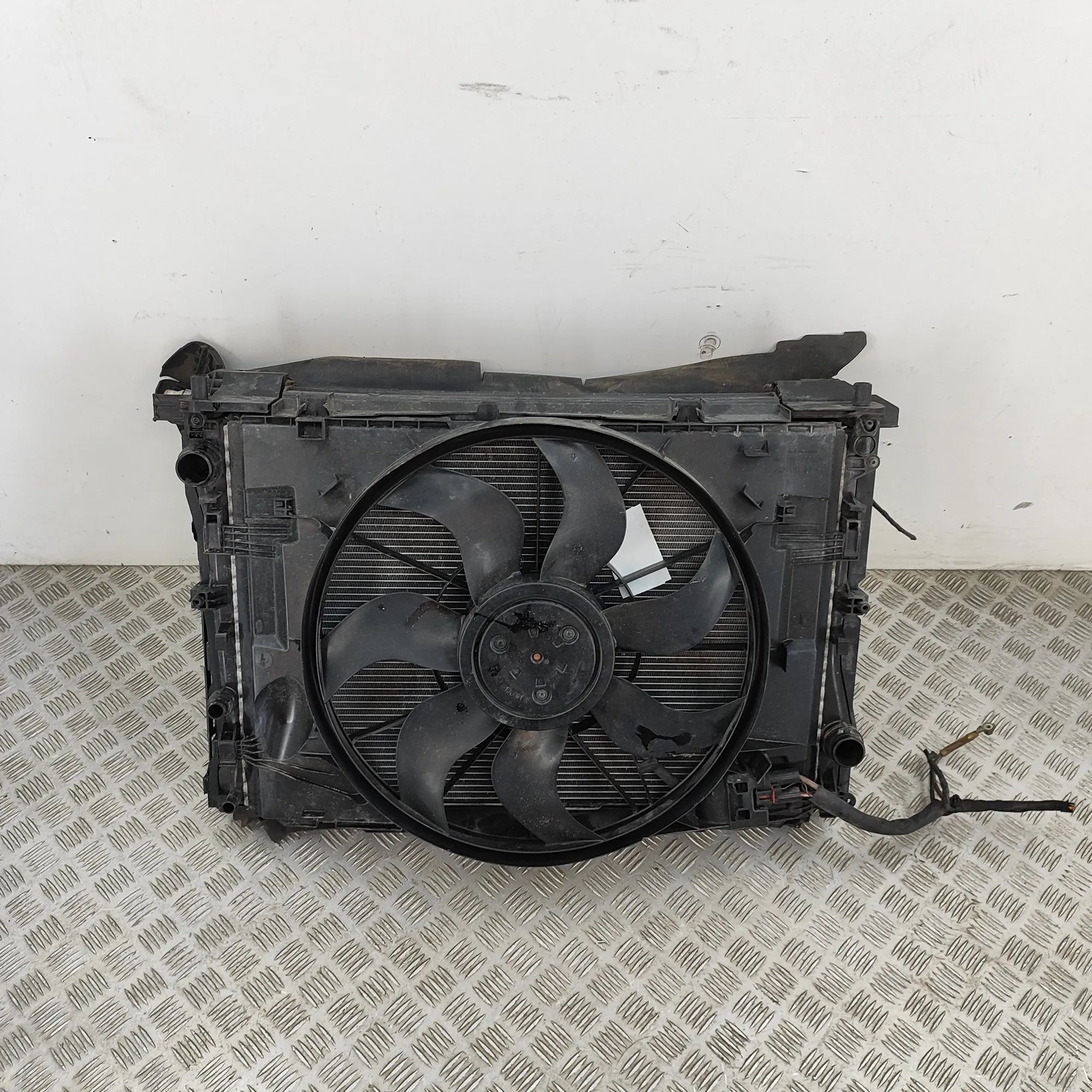 Mercedes-Benz A (W176) Cooling Radiator Pack A0995000454, A0999062100 Cooling Radiator Pack ...