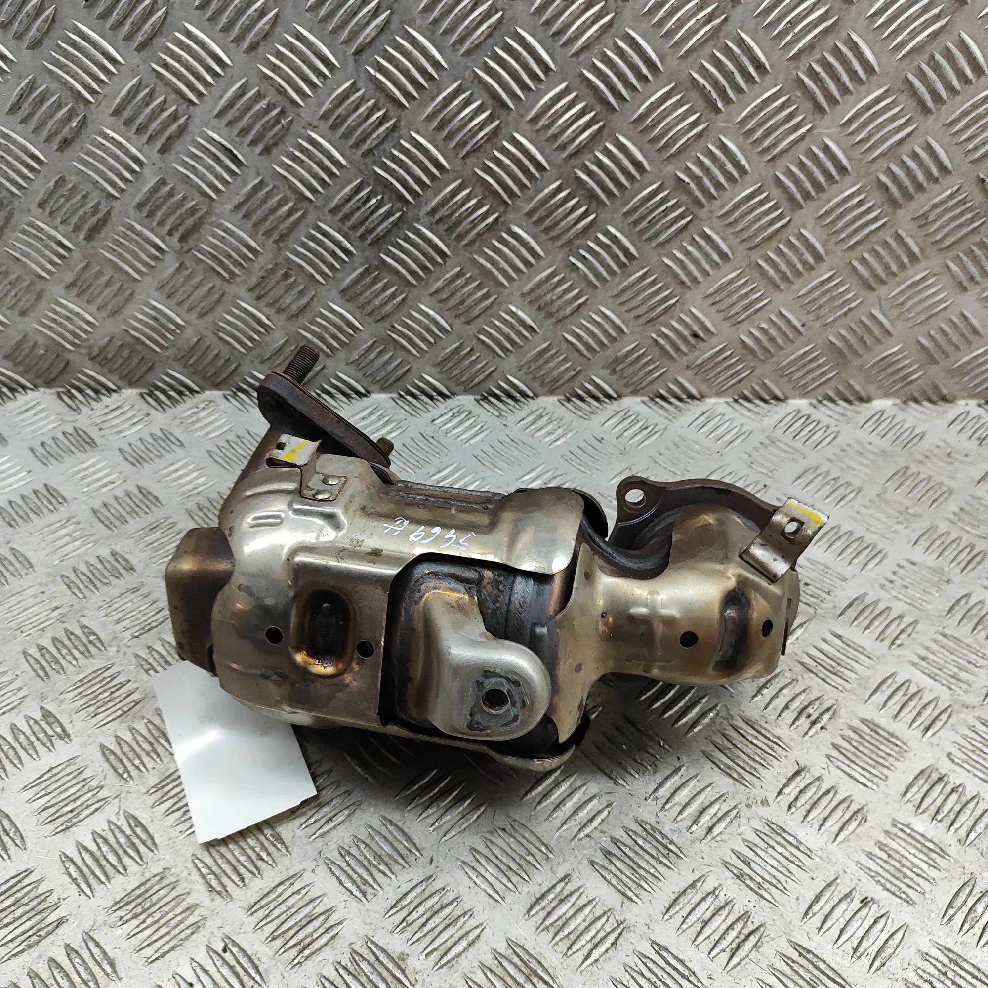 Kia Sportage Catalyst Converter W2MDF0, 289G0-2M705 Catalyst Converter KIA SPOR...