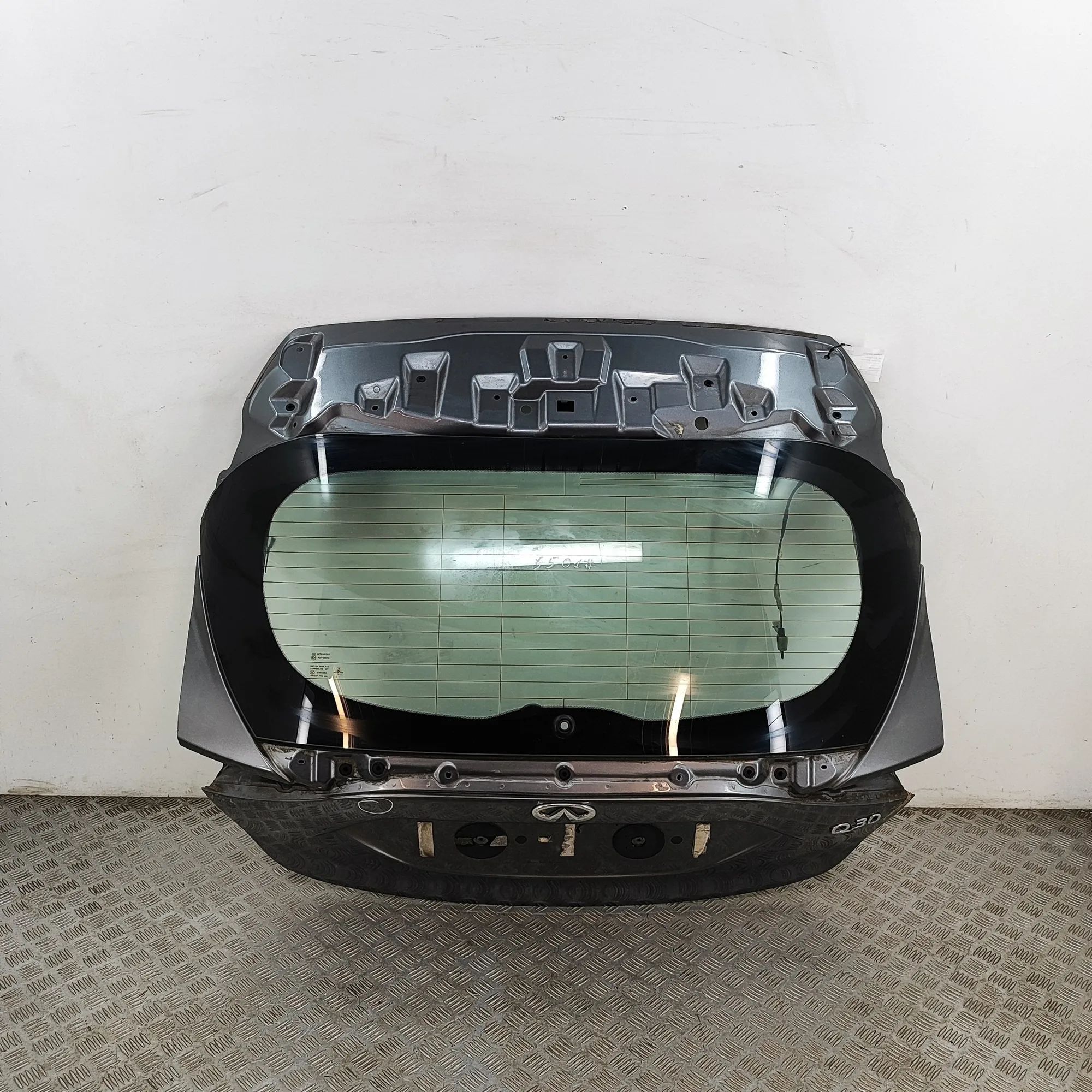 Infiniti Q30 Tailgate Bootlid K0100-5DAAA Tailgate Bootlid INFINITI Q30 (2015...