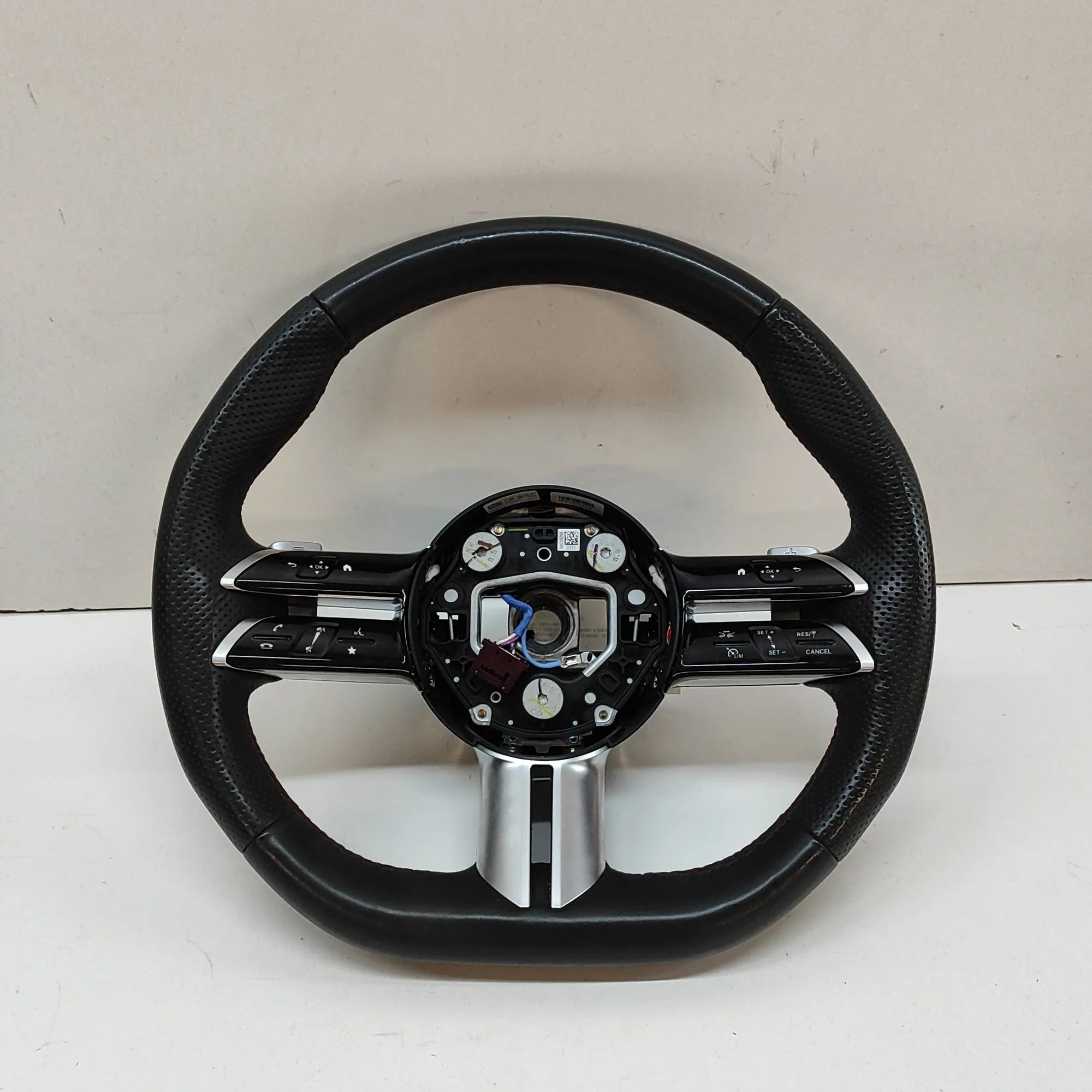 Mercedes-Benz GLB / EQB (X247) steering wheel A0004608817 Steering Wheel MERCEDES-BENZ GLB (X...