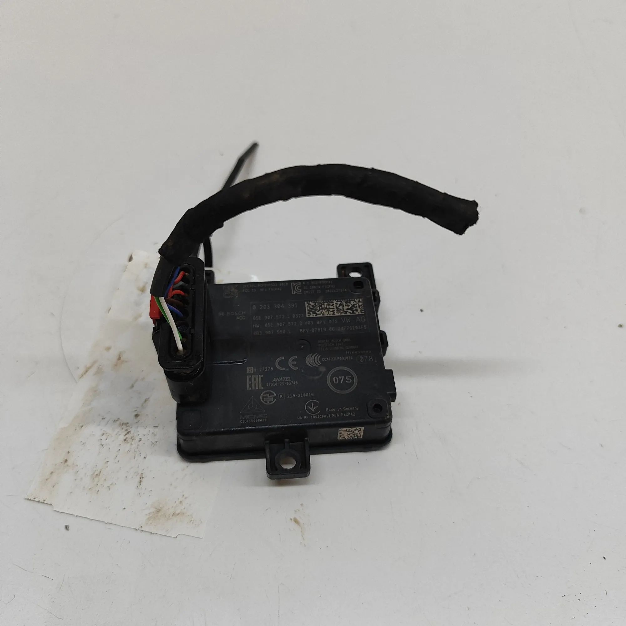 Audi A5 (B10) Distance Radar Sensor 85E907572L, 8B3907561M, 0203304391 Distance Rad...