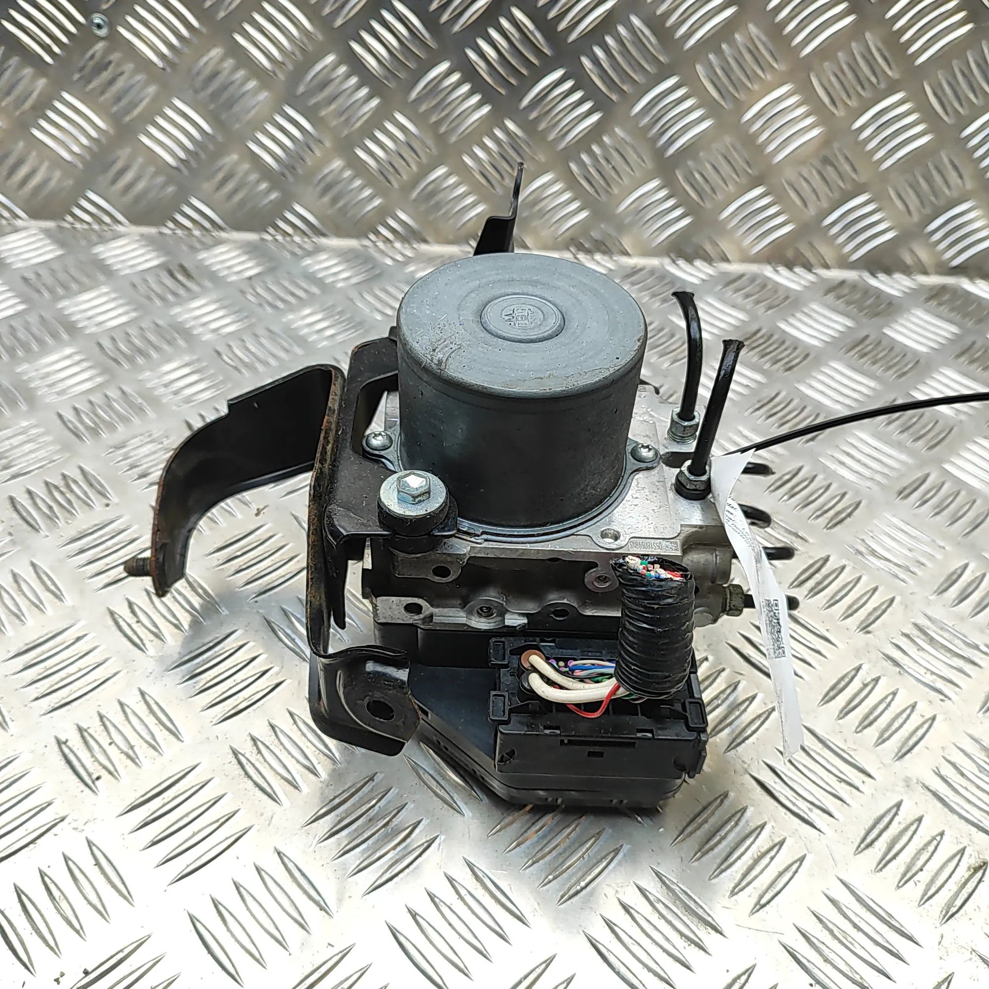 Lexus RC ABS hydraulic pump 133000-6670, 89541-24100, 44540-24030 ABS Pump ...
