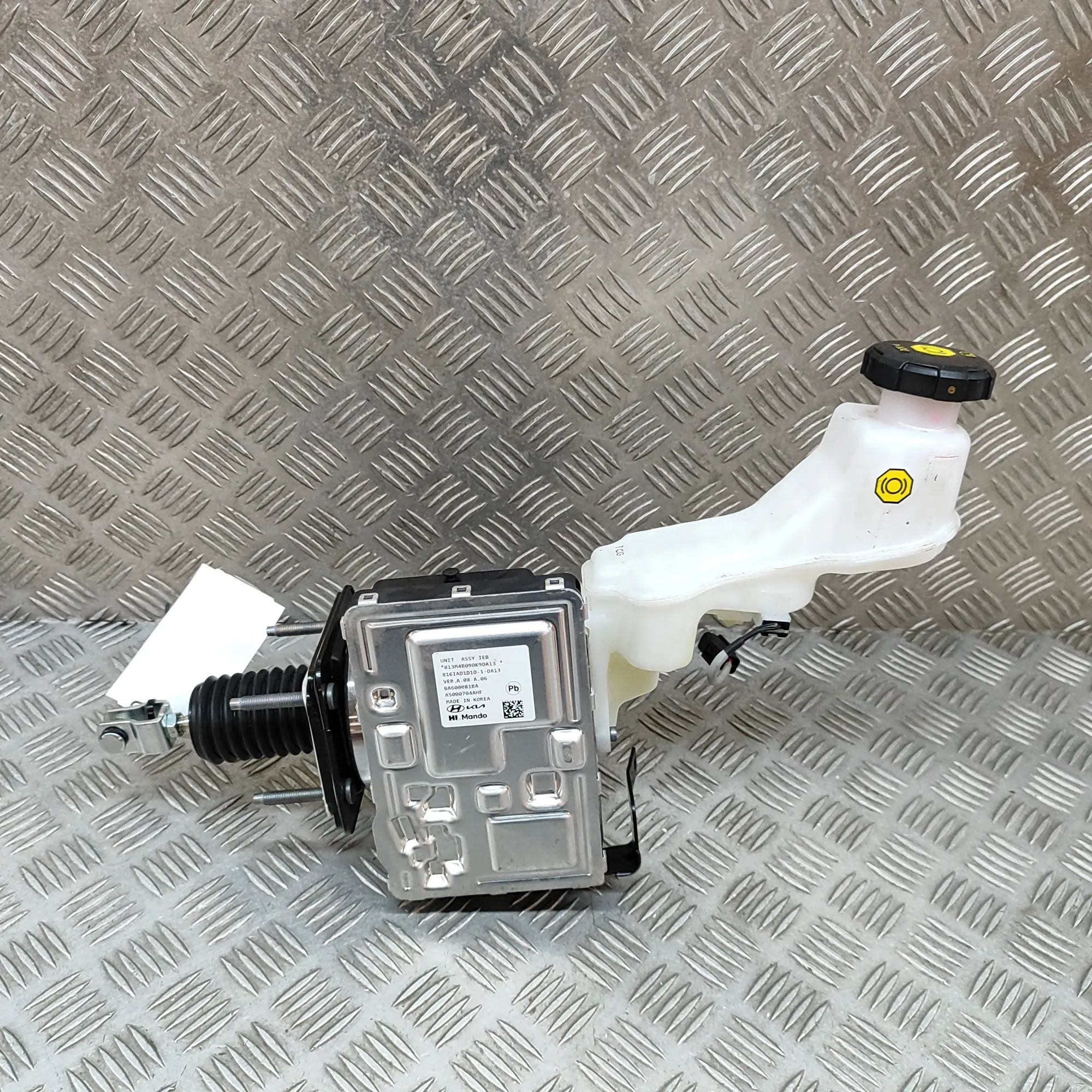 Hyundai Tucson ABS hydraulic pump 816IA-D1D1D, BA600081BA, A5000704AHF, 58500-CZB...