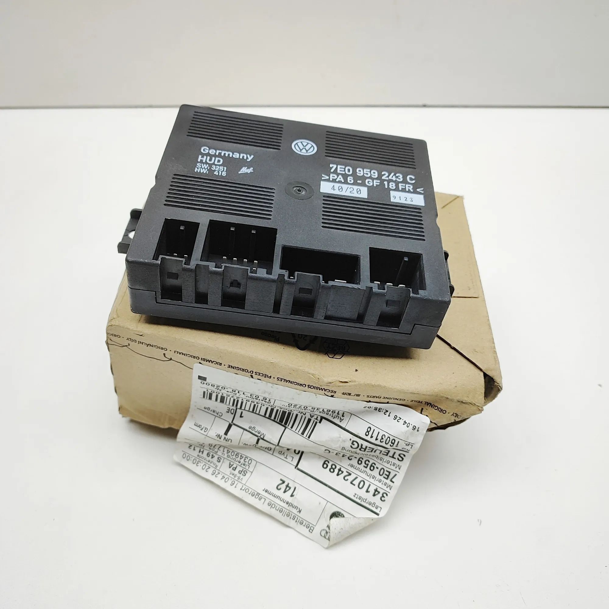 Volkswagen Transporter (T5, Caravelle, Multivan) Other Control Units 7E0959243C Other Control Units VW TRANSPORTER (...