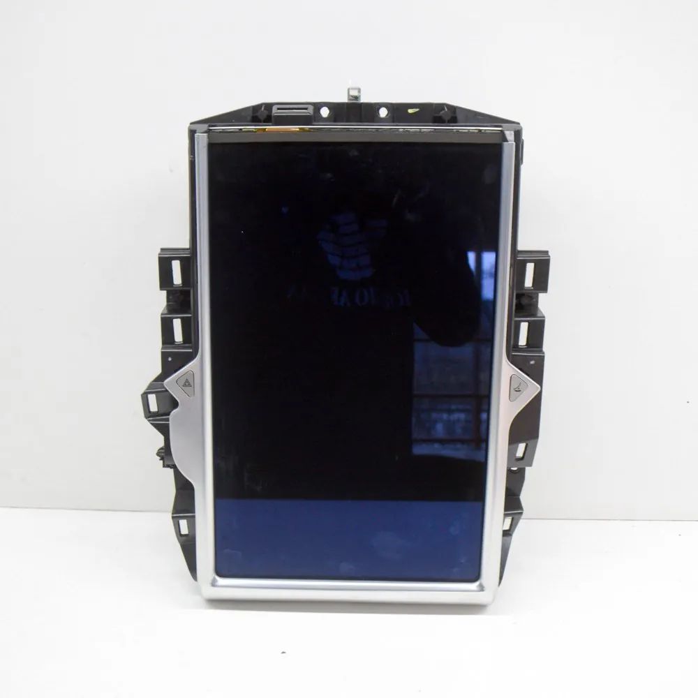 Tesla Model S Navigation Screen Display T14B0034428, 1004777-16-I Navigation Screen Dis...