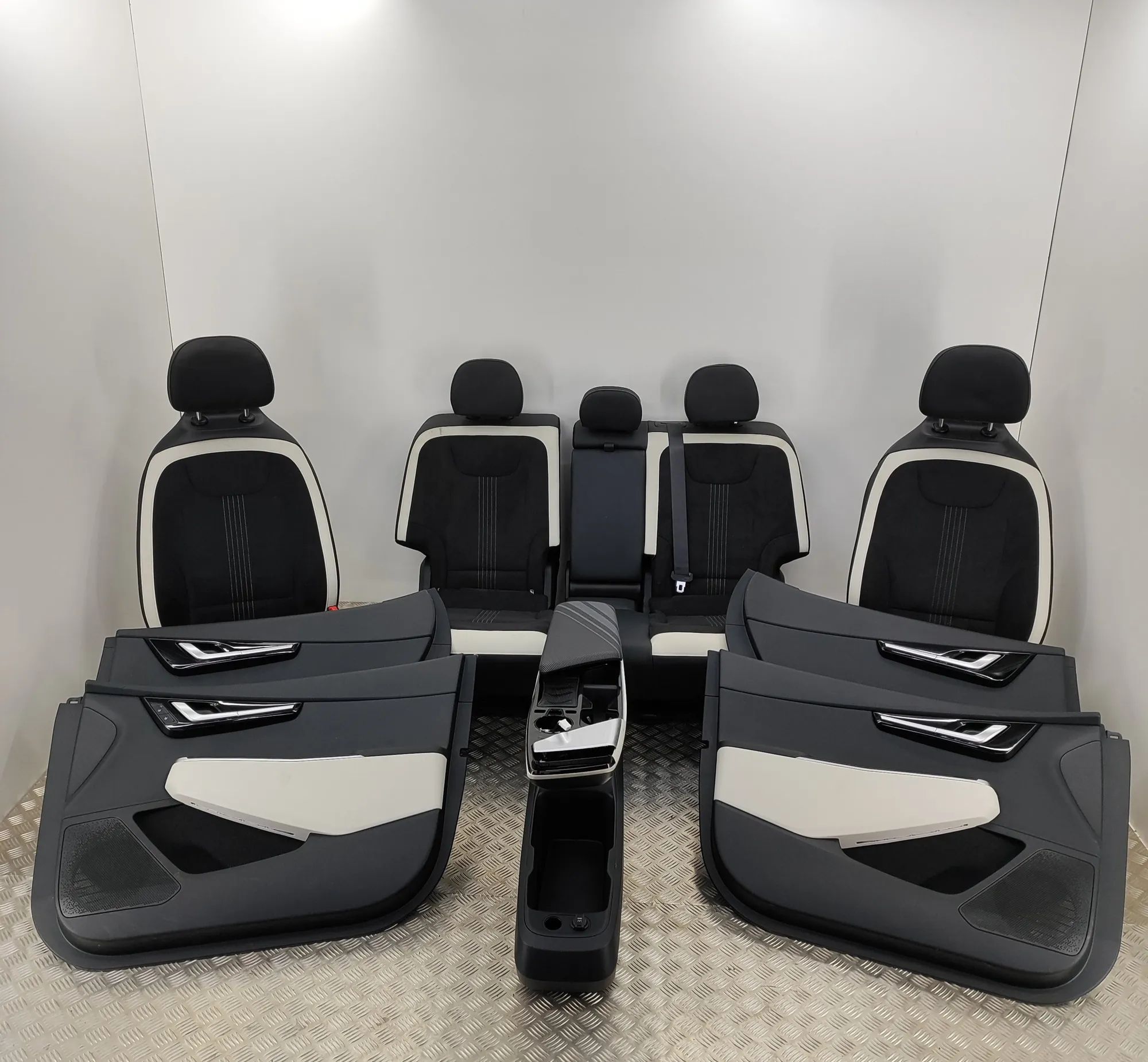 Kia EV6 Interior Seats W/ Door Cards Kit Interior Seats W/ Door Cards Kit KIA EV6 (CV) (...