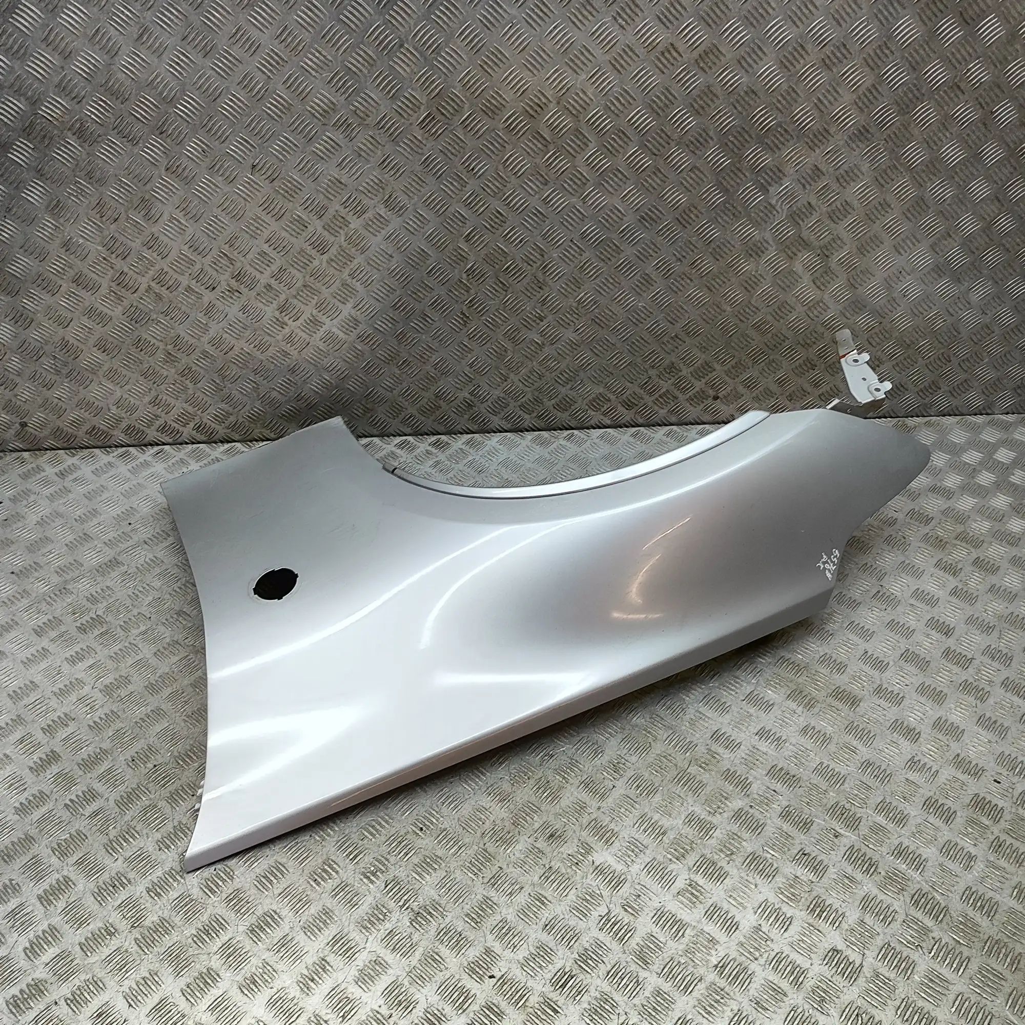 Nissan 370Z Front Left Fender F3101-1EAMA, F3101-1EAMA Front Left Fender NISS...