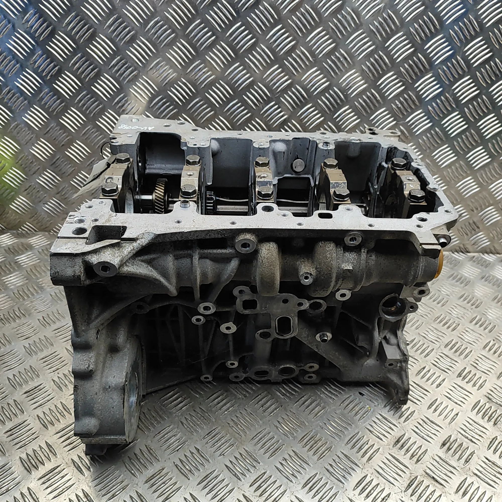 BMW 1 (E81 / E82 / E87 / E88) блок двигателя 7811138 Engine Block BMW 1 SERIES (E87) (2003-2...