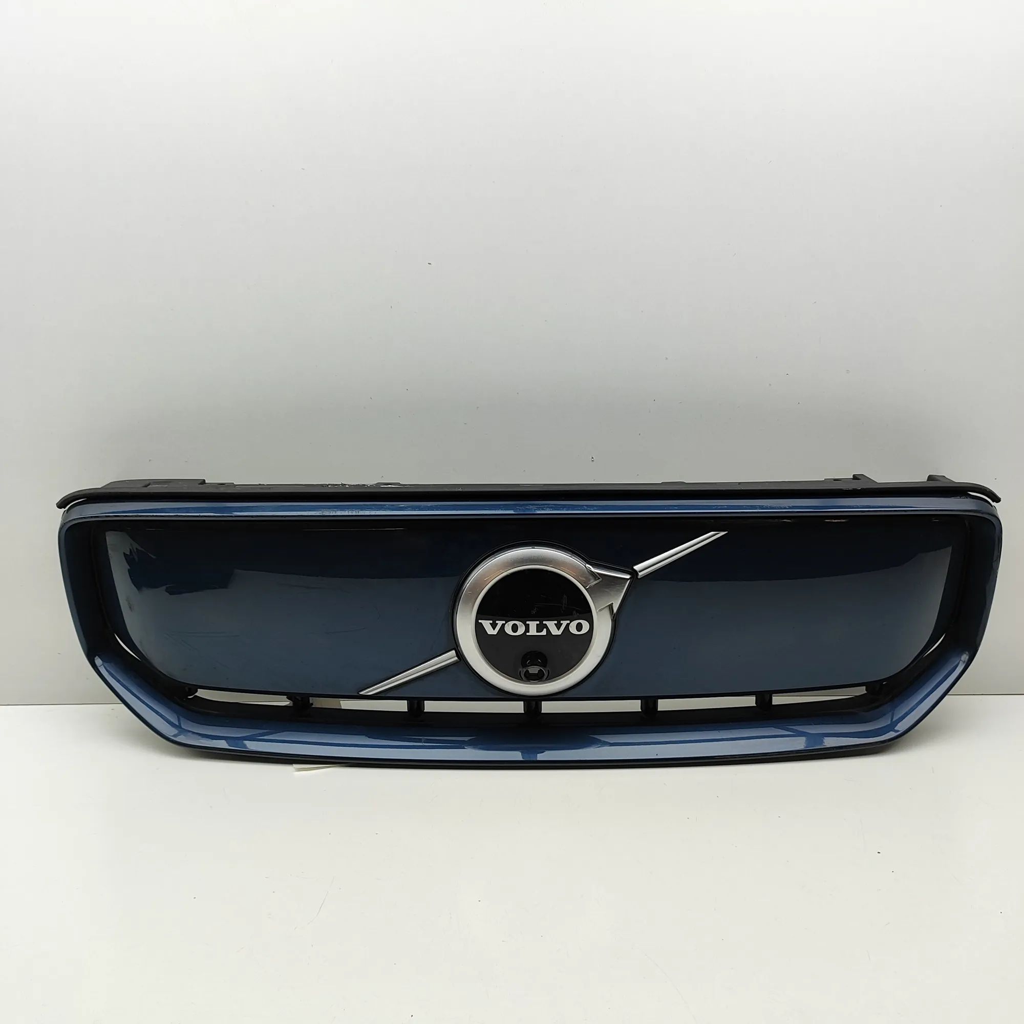 Volvo XC40 / EX40 Radiator Grille 32228390, 32228391 Radiator Grille VOLVO XC40 (...