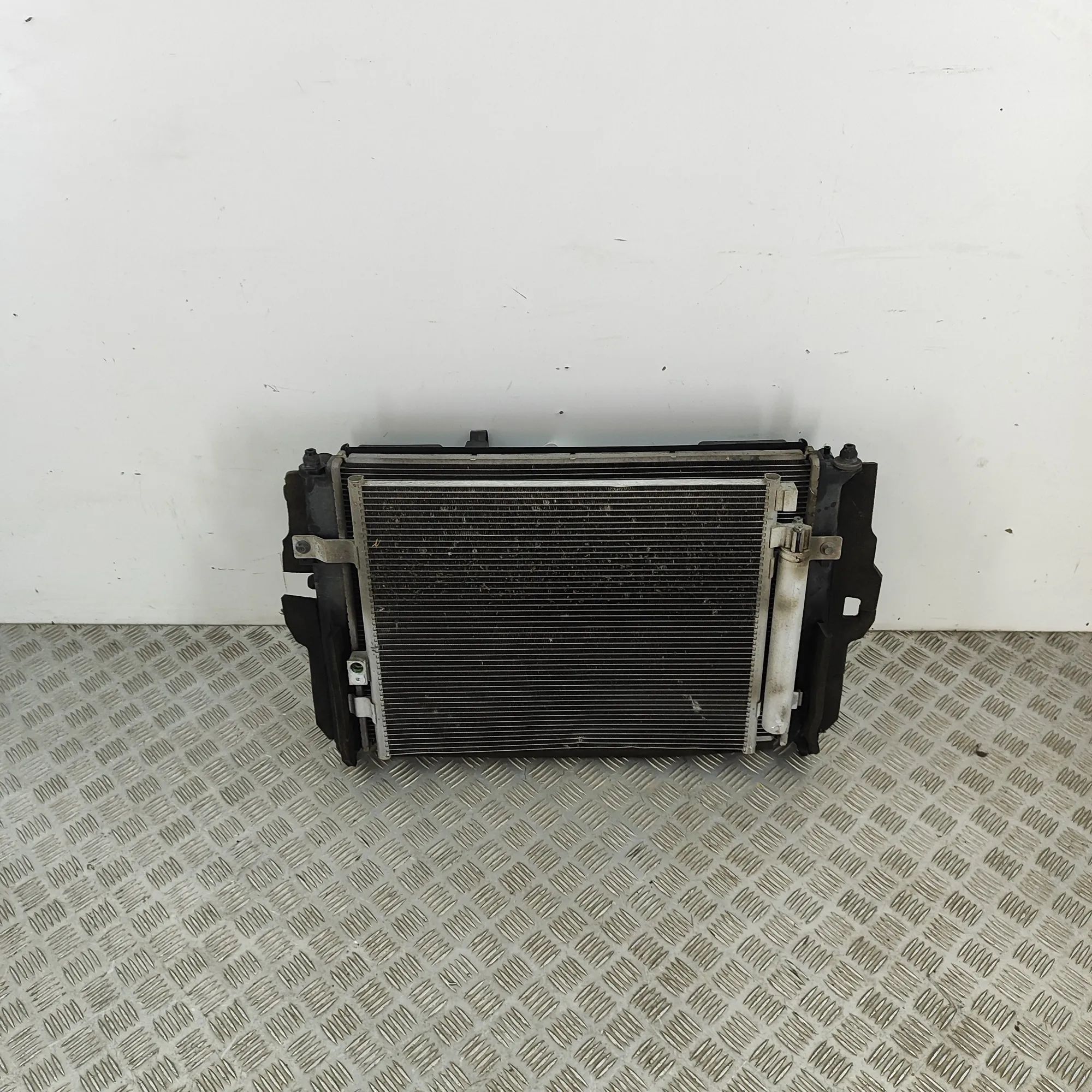 Mazda MX-5 Cooling Radiator Pack P51N-15-025, P51N-15-200, P51N-15-210, P51N-15-...