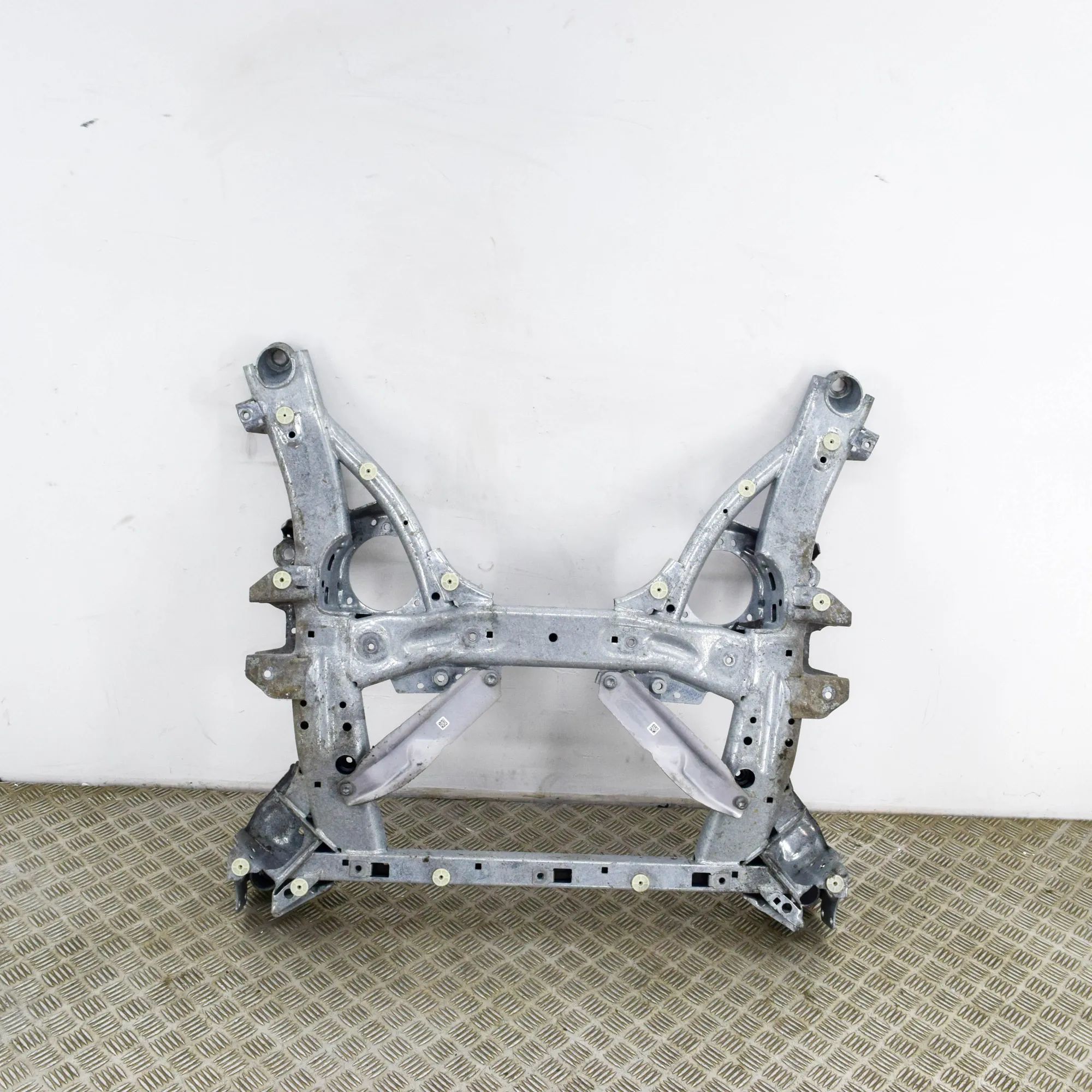 BMW 4 (G22 / G23 / G26)  Front subframe 6888478 Front Subframe BMW 4 SERIES (Convertibl...