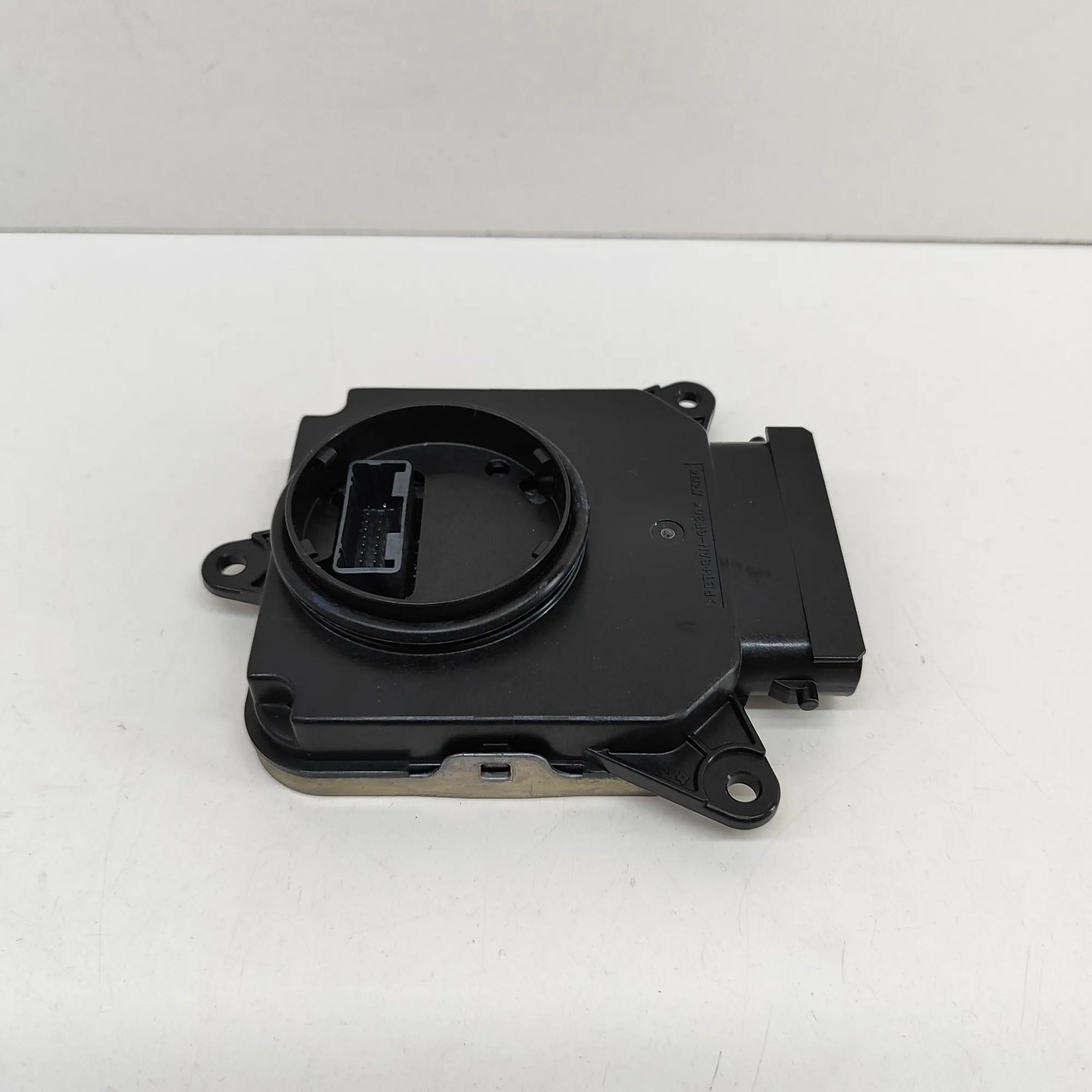 Toyota Prius+ LED Lights Control Unit 31900-70687, 89907-47010, 81056-47690 LED Light...