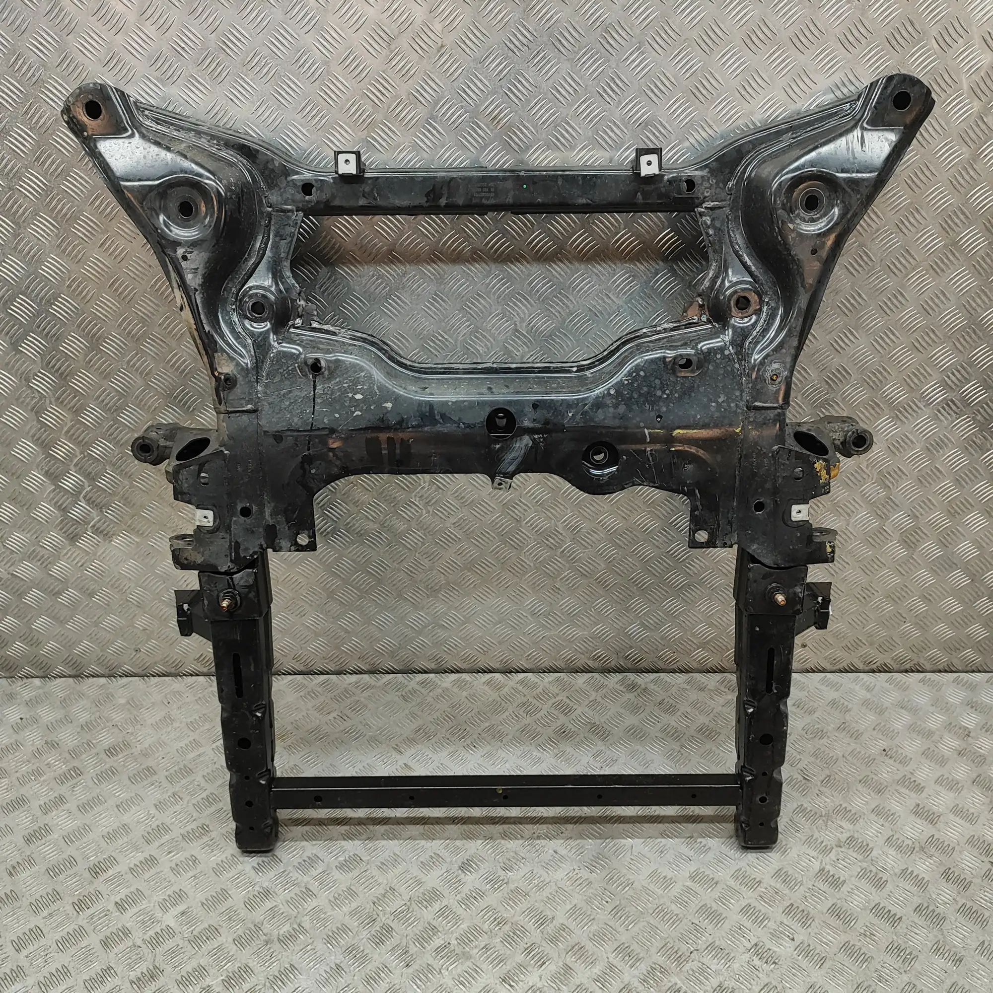 Mercedes-Benz Sprinter (W907 / W910)  Front subframe A9100013799, A9106205701 Front Subframe MERCEDE...