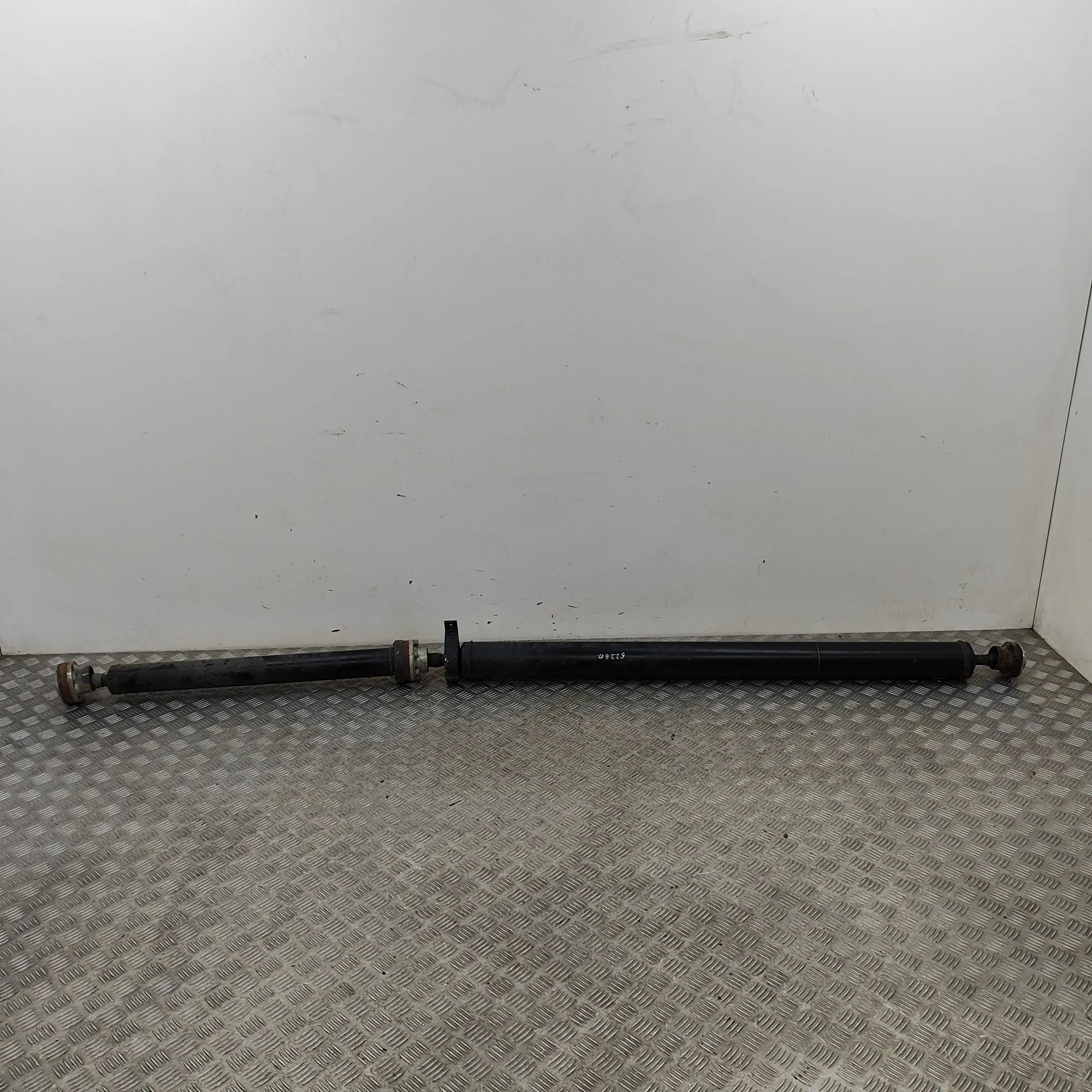 Volkswagen Transporter (T6, Caravelle, Multivan) Propshaft Cardan 7LA521101C, 7LA521102B Propshaft Cardan VW TRAN...
